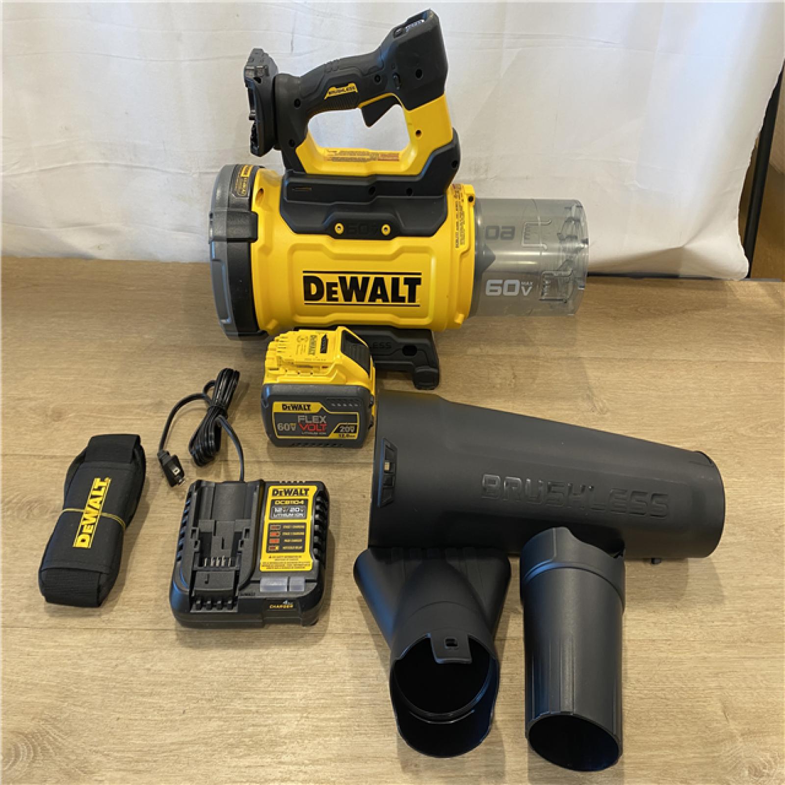 AS-IS DEWALT FLEXVOLT 60V MAX 160 MPH 760 CFM Brushless Cordless Axial Blower Kit