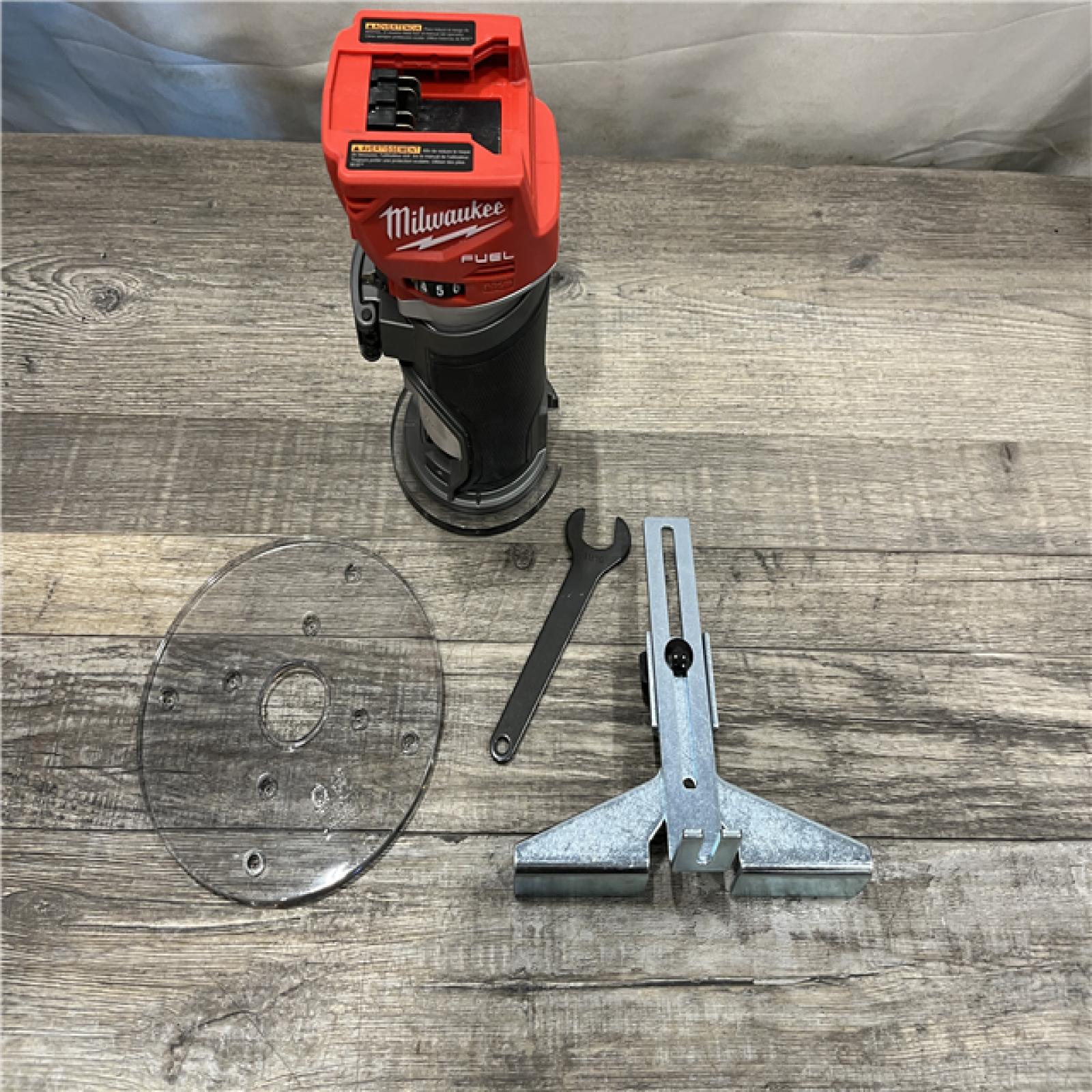 AS-IS Milwaukee FUEL 18V Lithium-Ion Brushless Cordless Compact Router (Tool-Only)