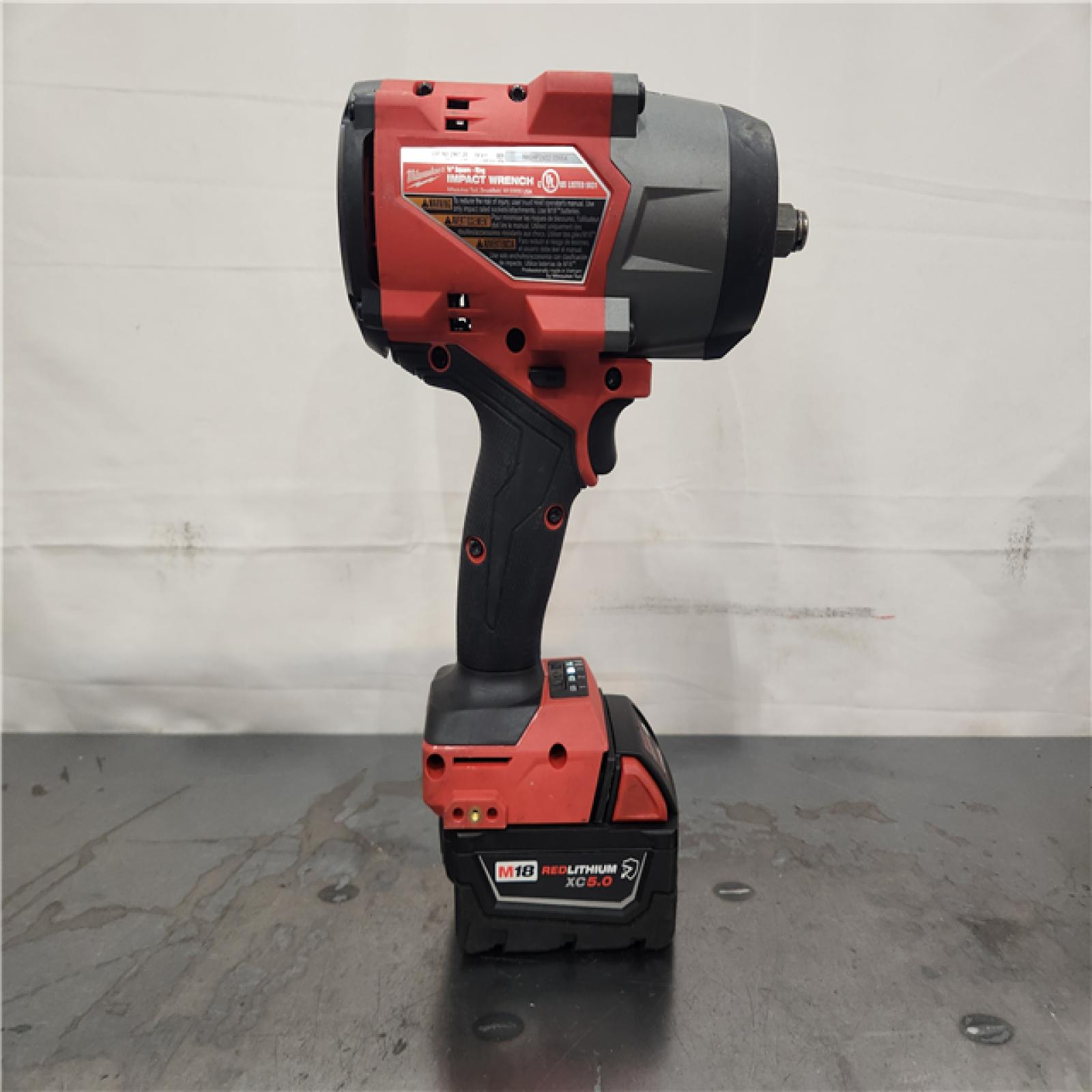 AS-IS- Milwaukee FUEL 18V Lithium-Ion Brushless Cordless 1/2 in. Impact Wrench w/Friction Ring Kit