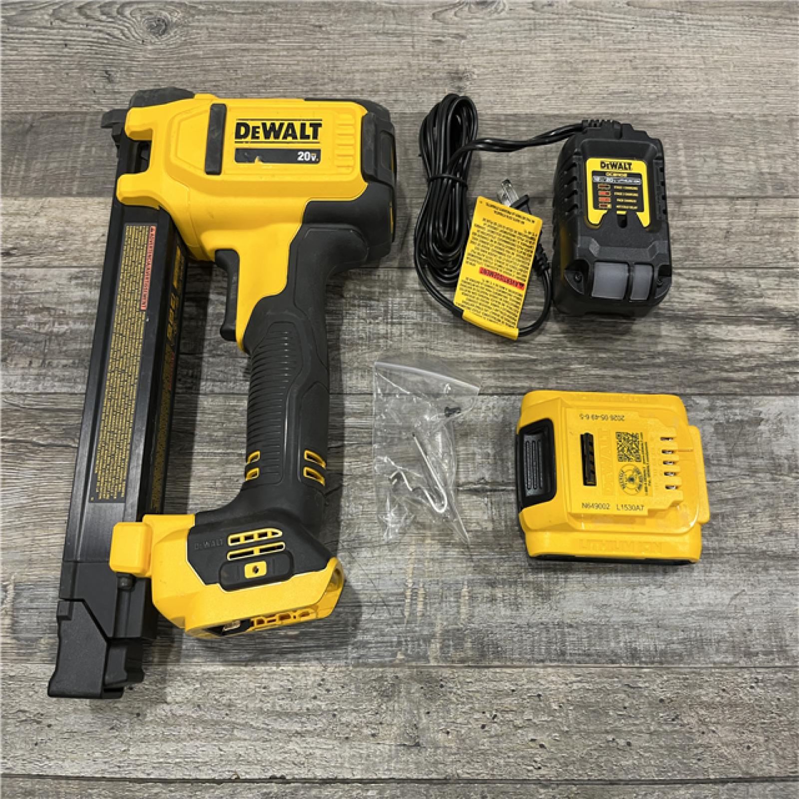 AS-IS DEWALT 20V MAX Lithium-Ion Cordless Cable Stapler Kit
