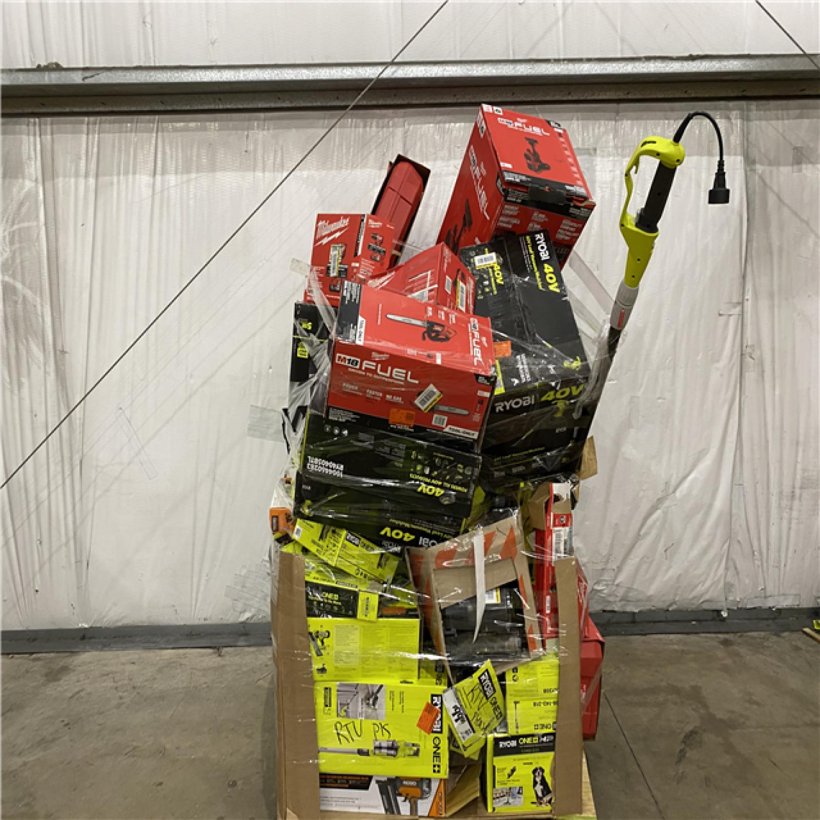 Houston Location AS IS - Tool Pallet