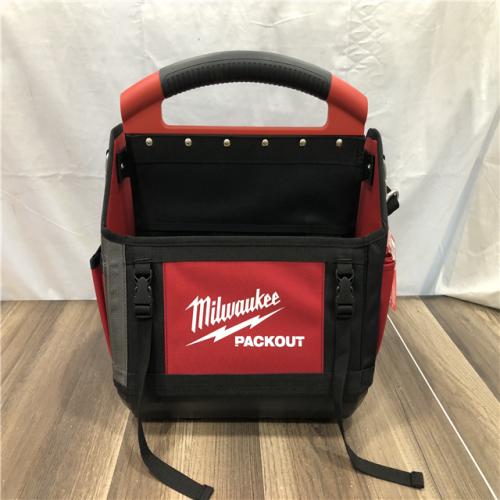 NEW- Milwaukee 15 in. PACKOUT Tote