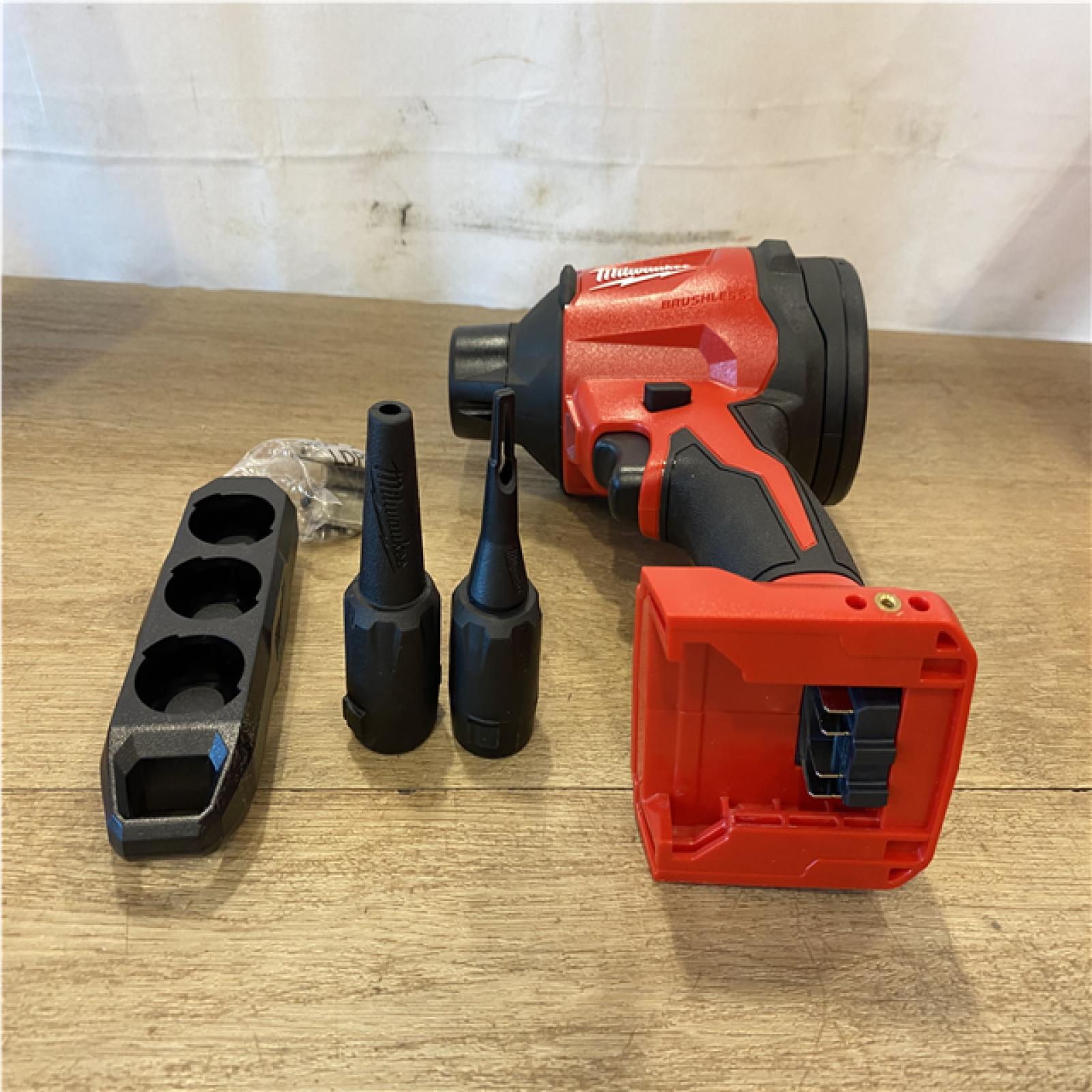 AS-IS Milwaukee 18V Lithium-Ion 570 MPH Brushless Cordless Precision Blower (Tool-Only)