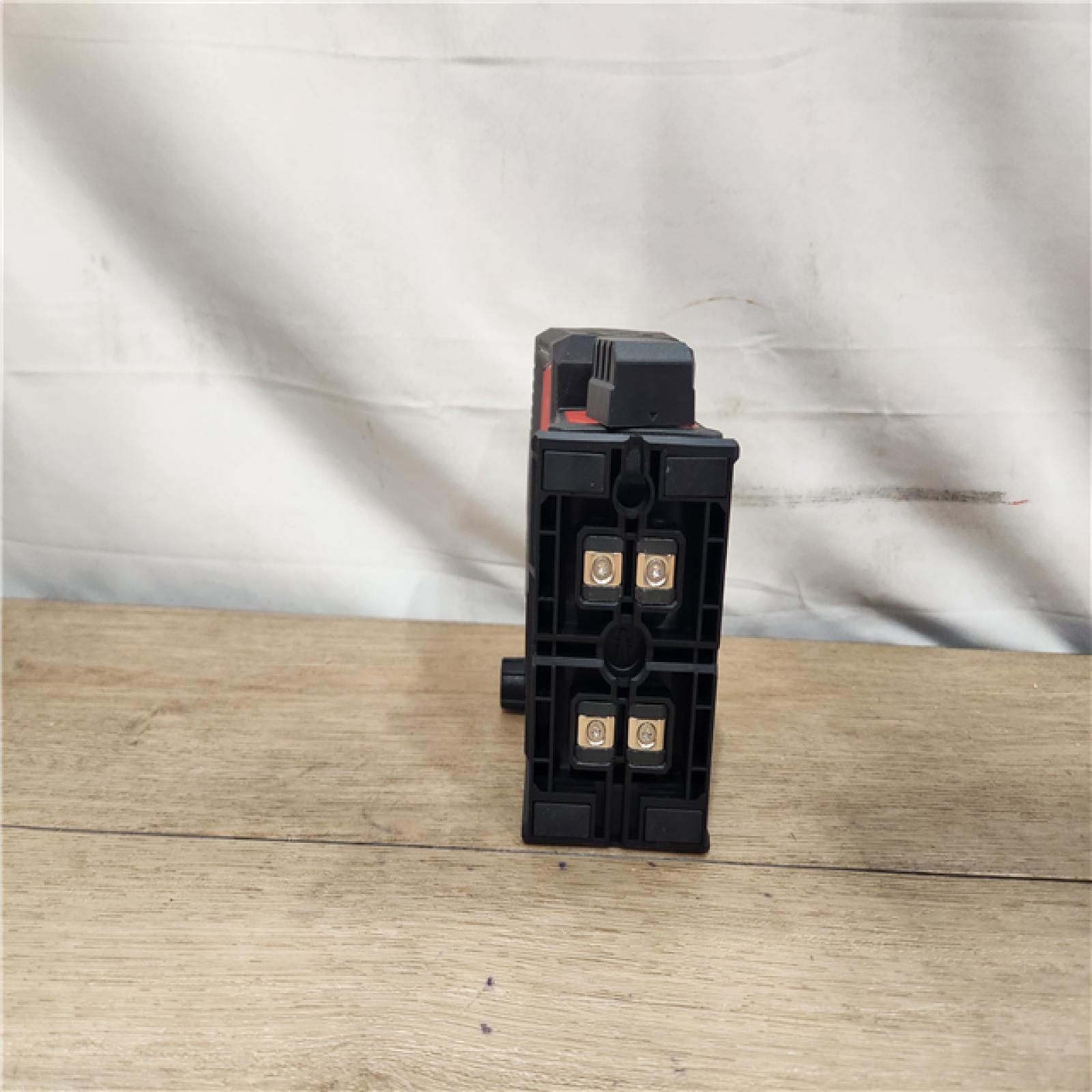 AS-IS- Milwaukee 100 ft. REDLITHIUM Lithium-Ion USB Green Rechargeable Cross Line Laser Level Kit