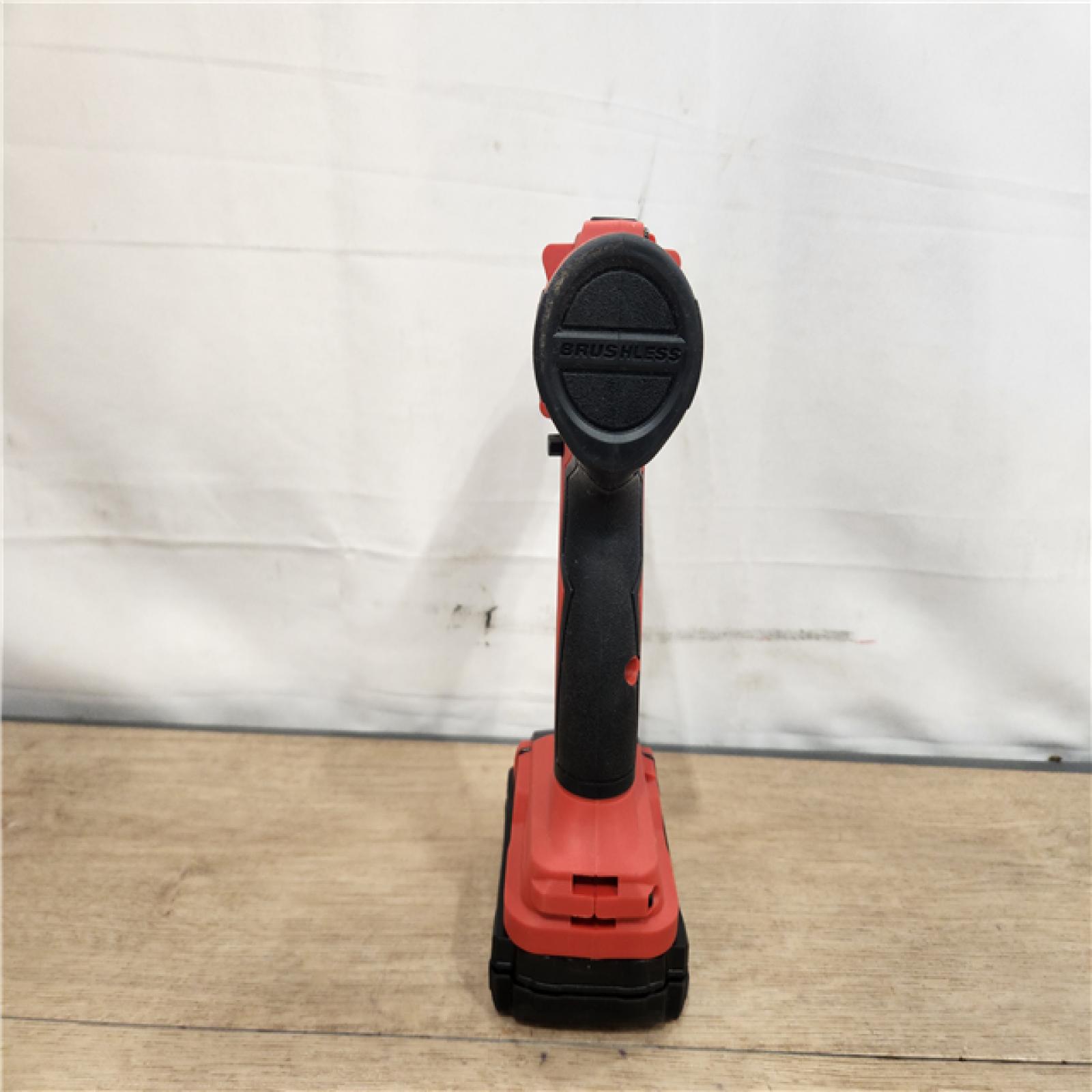 AS-IS- Milwaukee 18V Lithium-Ion Brushless Cordless 1/2 in. Compact Drill/Driver Kit