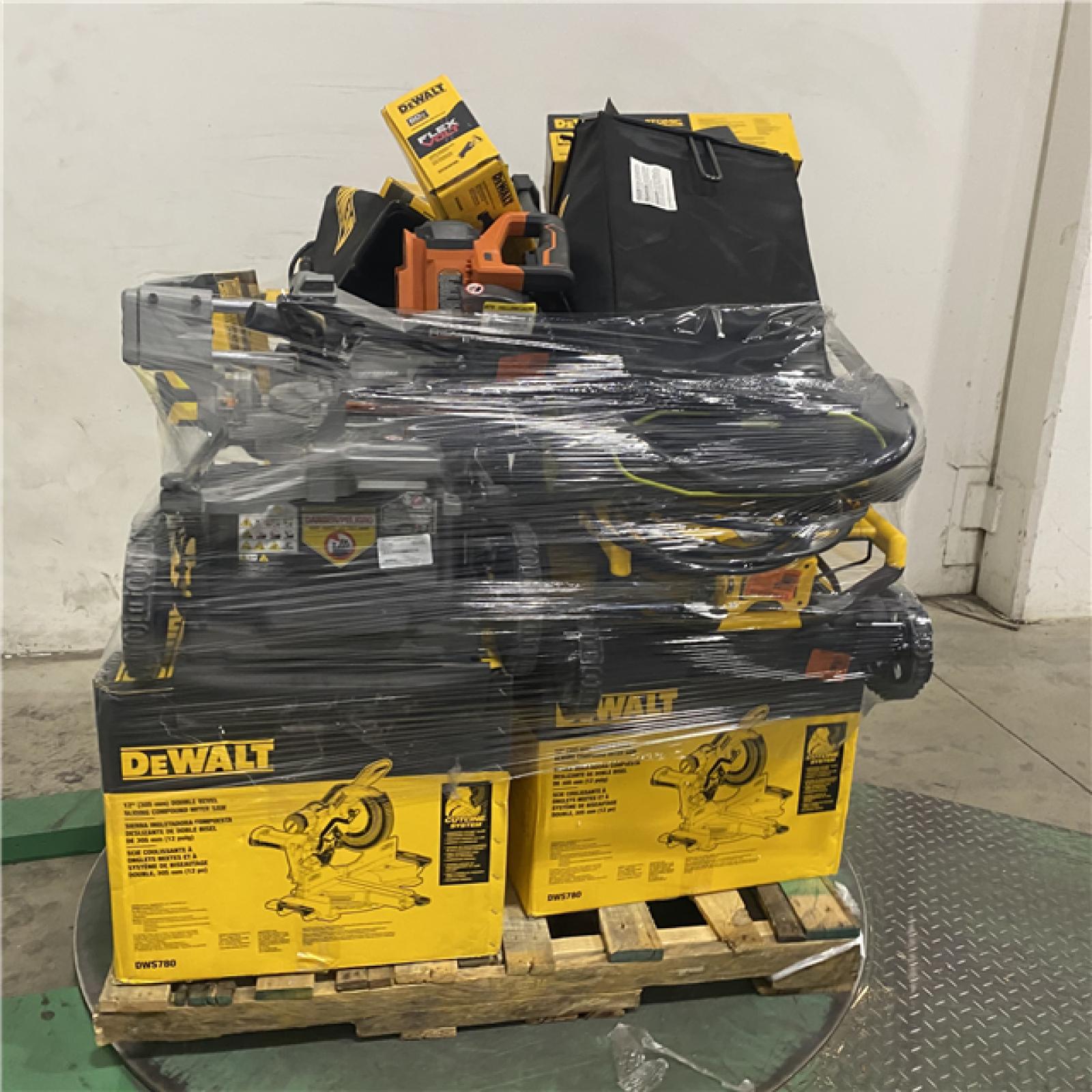 Dallas Location - As-Is Tool Pallet