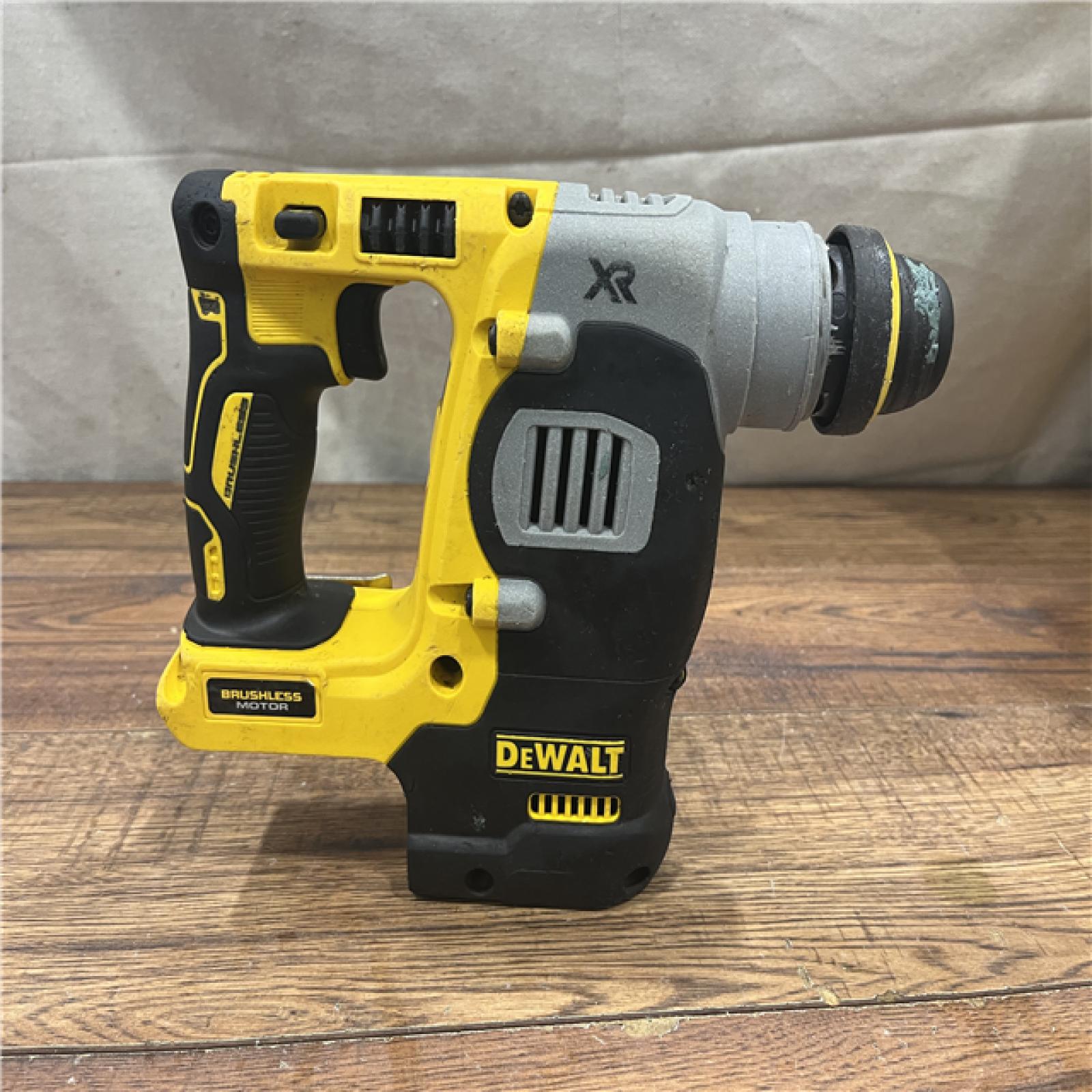 AS-IS Dewalt | SDS 20-V Cordless Rotary Hammer