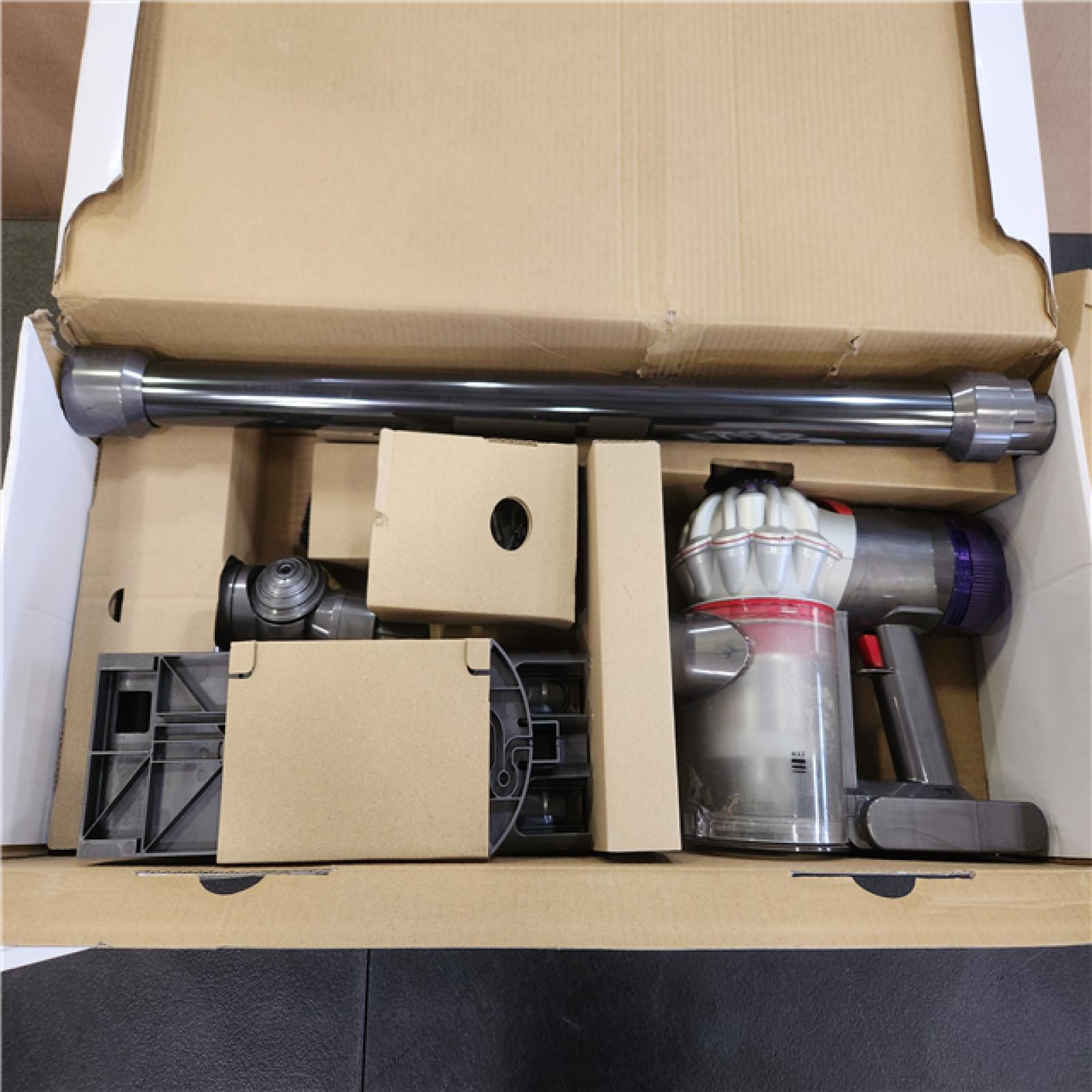 Phoenix Dyson V8 Cordless Stick Vacuum Cleaner