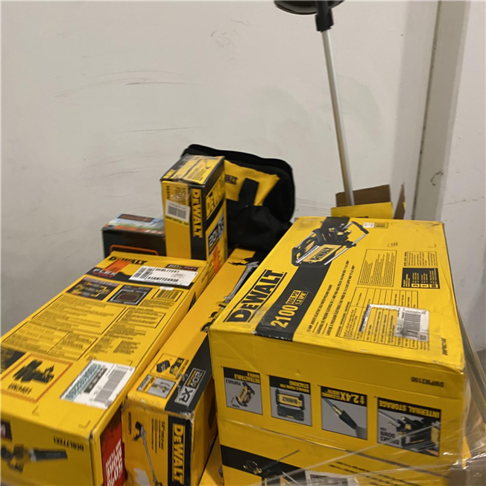 Dallas Location - As-Is DEWALT Tool Pallet