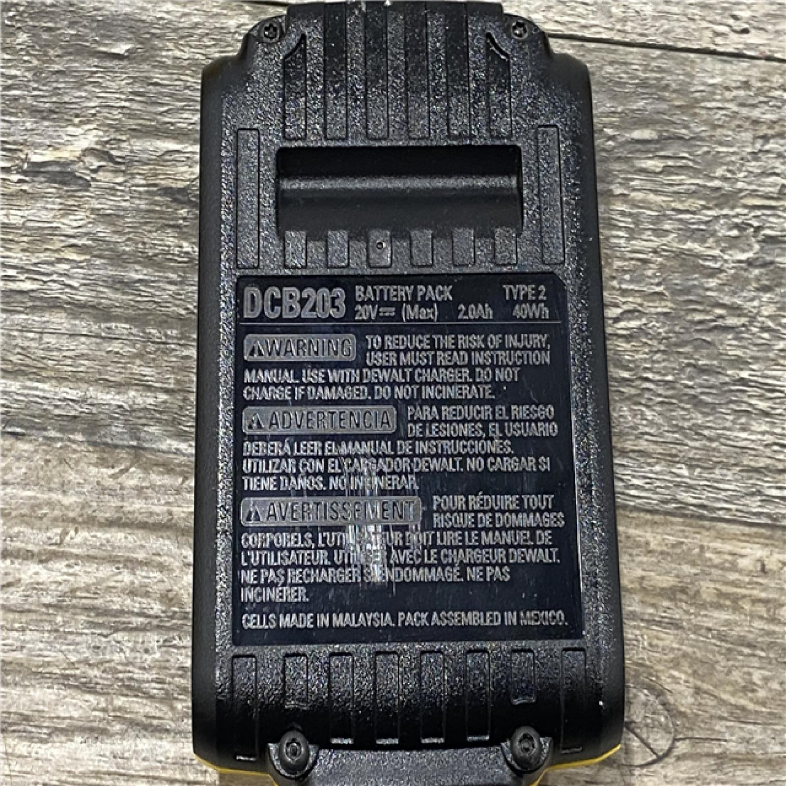 AS-IS DEWALT Atomic 20V Max Lithium-Ion Brushless Cordless Compact 1/4 in. Impact Driver Kit