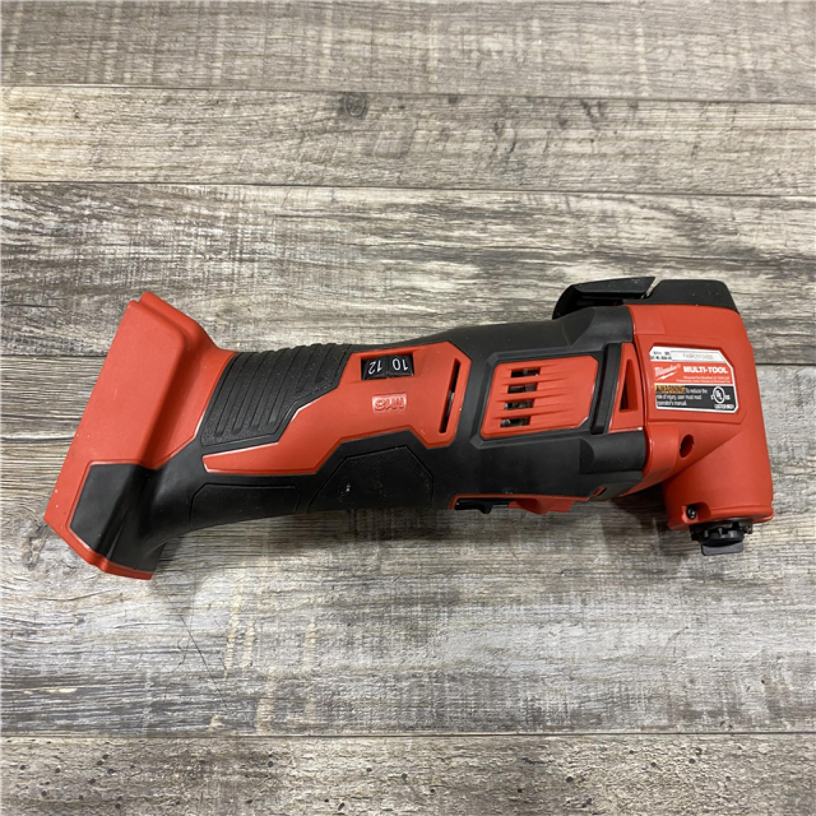 AS-IS Milwaukee 18V Lithium-Ion Cordless Oscillating Multi-Tool (Tool-Only)