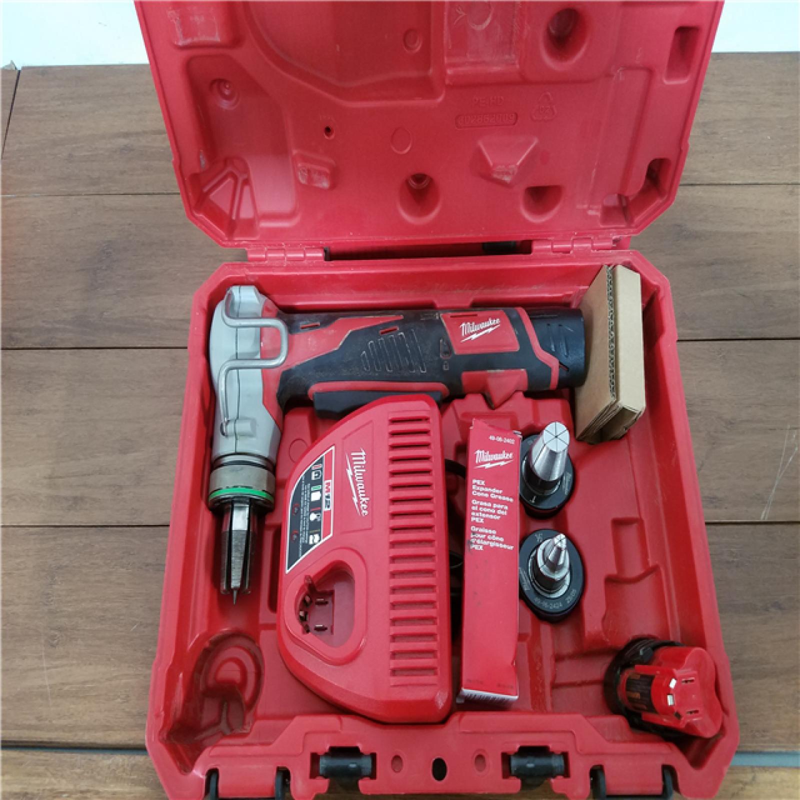 California AS-IS Milwaukee M12 PEX Expander Kit  Includes (2) Batteries  Charger & Hard Case