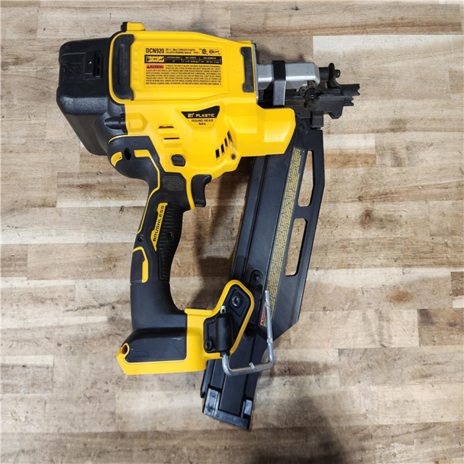 HOUSTON LOCATION - AS-IS DEWALT 20-Volt 21° Cordless Framing Nailer (Tool-Only)