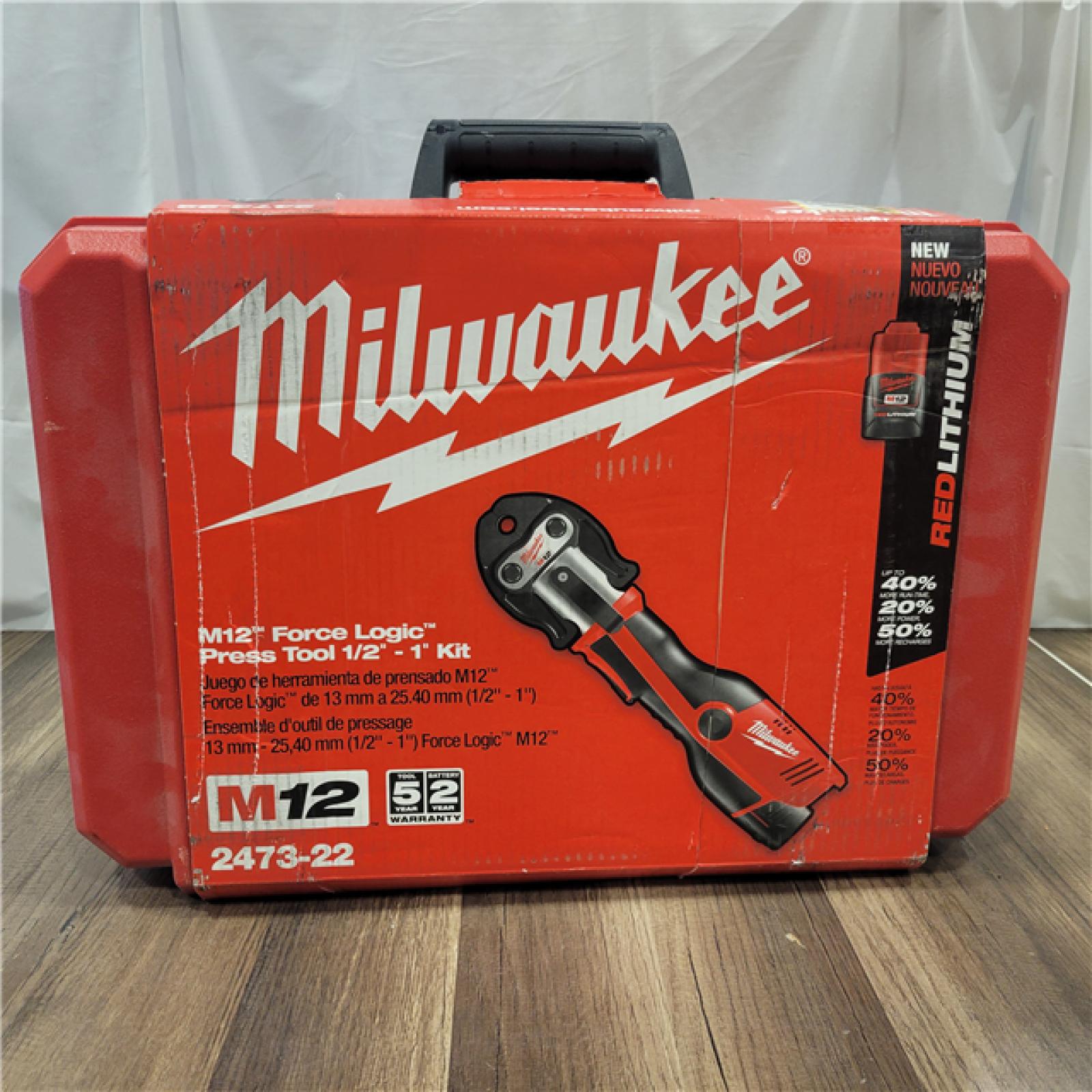 AS-IS  Milwaukee M12 Force Logic Press Tool 1/2 in. to 1 in. Kit