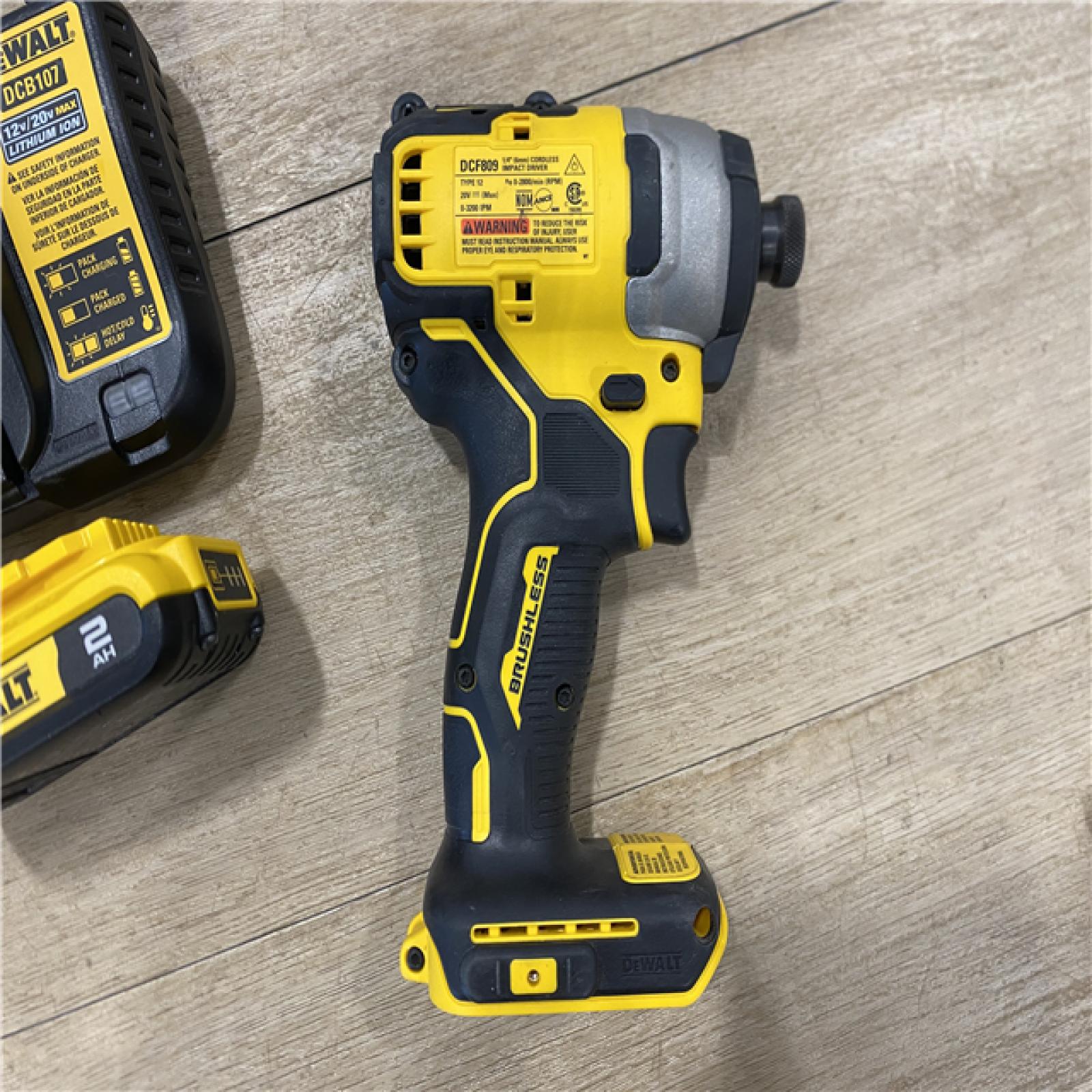 AS-IS DEWALT Atomic 20V Max Lithium-Ion Brushless Cordless Compact 1/4 in. Impact Driver Kit