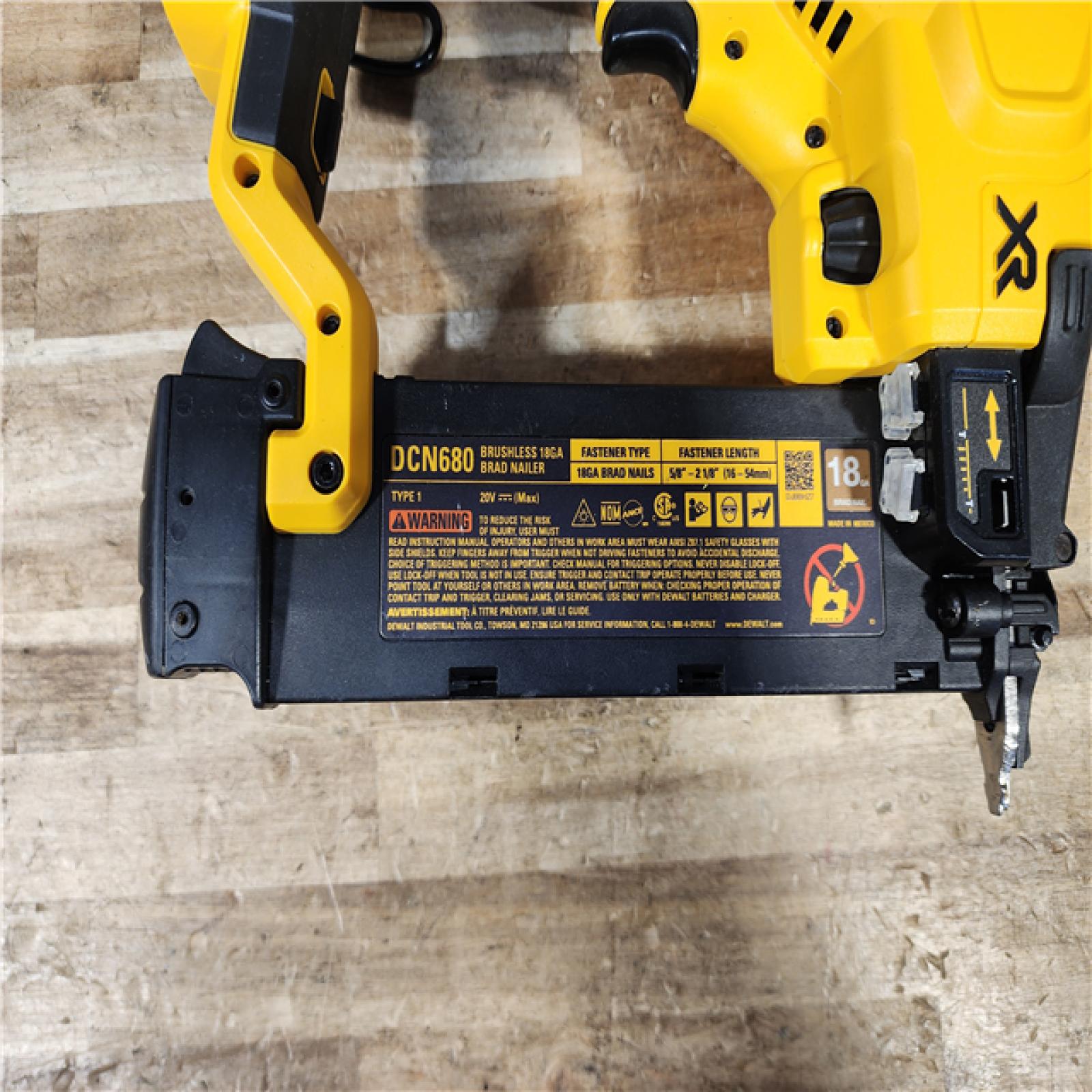 HOUSTON LOCATION - AS - IS DeWalt 20V MAX XR Lithium-Ion Cordless 18-Gauge Brad Nailer (Tool Only)