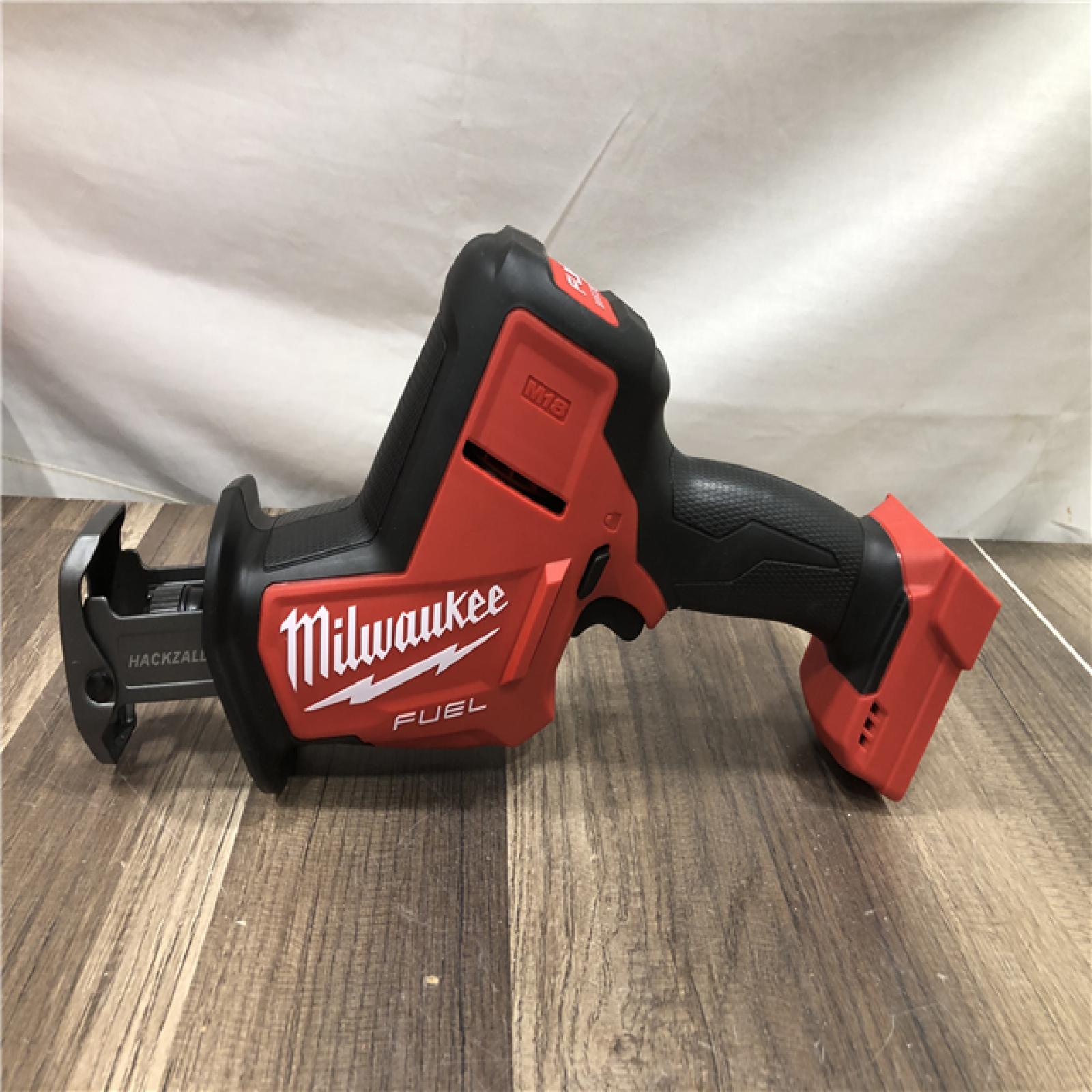 AS-IS Milwaukee FUEL 18V Lithium-Ion Brushless Cordless HACKZALL Reciprocating Saw Kit