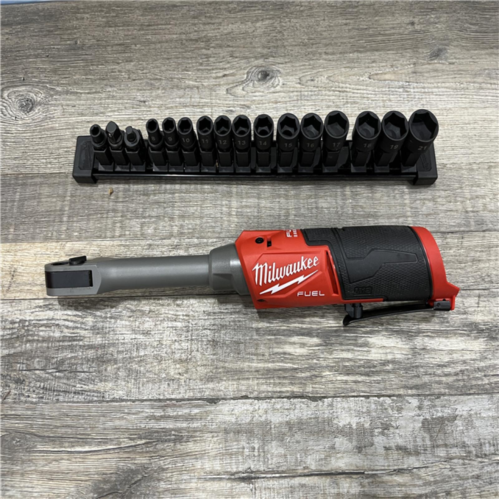 AS-IS Milwaukee FUEL INSIDER 12V Lithium-Ion Brushless Cordless 1/4 in. - 3/8 in. Extended Reach Box Ratchet (Tool-Only)