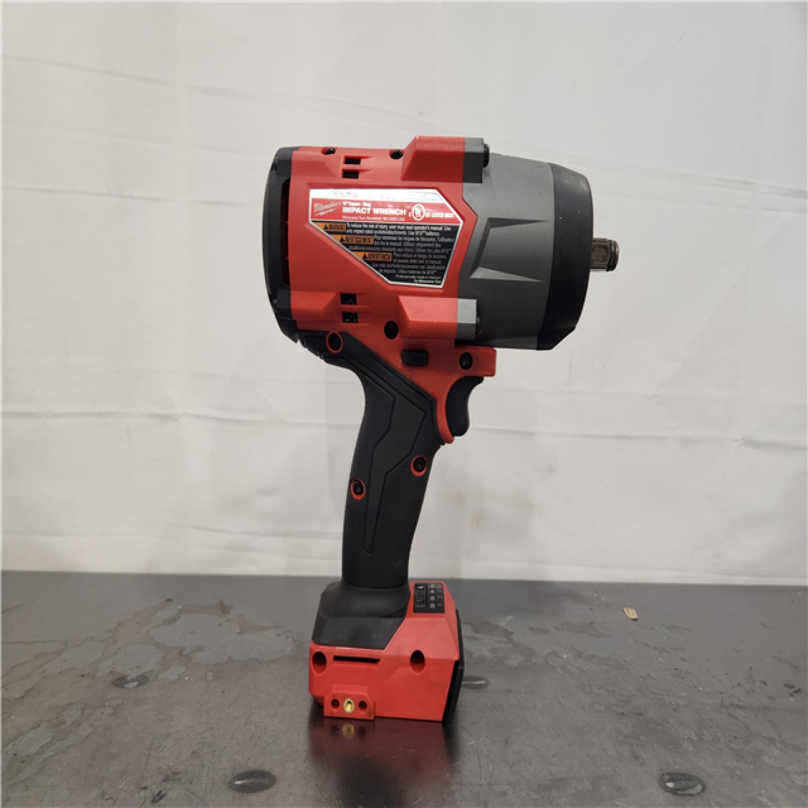 AS-IS- Milwaukee FUEL 1/2 High Torque Impact Wrench with Friction Ring Kit