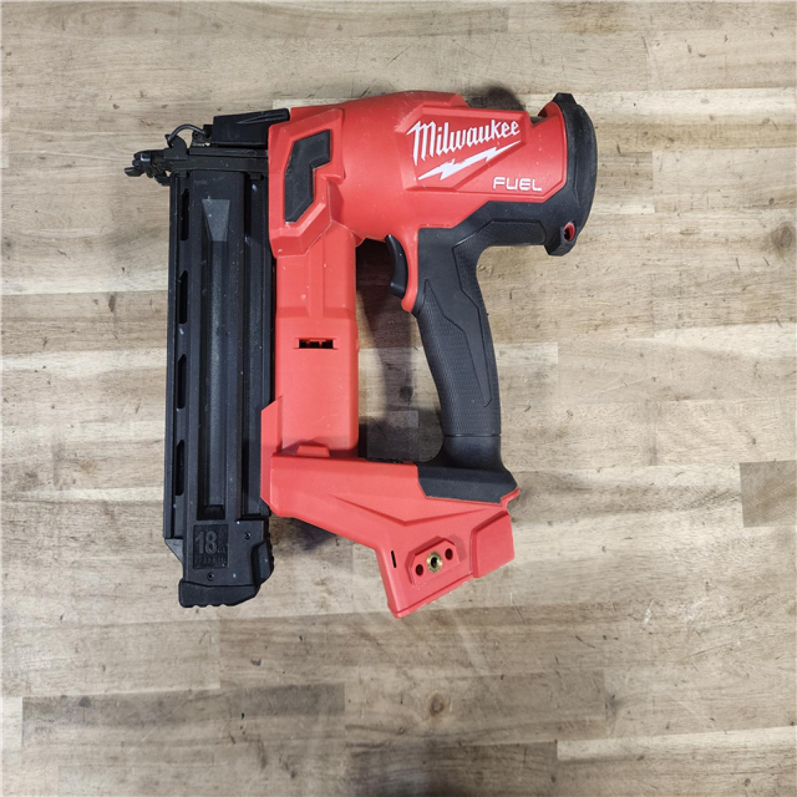 HOUSTON LOCATION - AS-IS Milwaukee M18 Fuel 18V Brushless 18-Gauge Brad Nailer 2746-20 (Bare Tool)