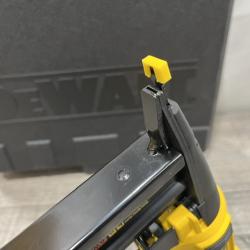 NEW - DEWALT Pneumatic 18-Gauge 1/4 in. Crown Corded Stapler