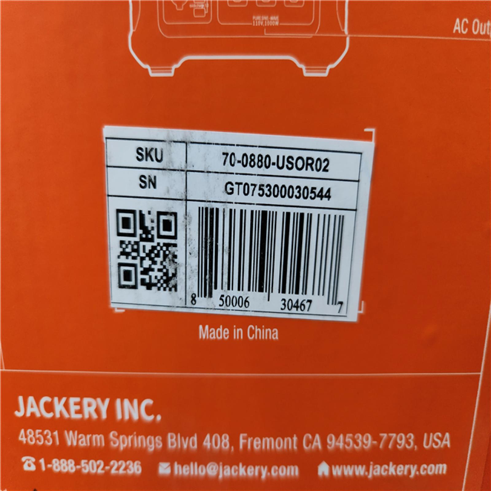 Phoenix Location NEW Jackery Explorer 880, 880Wh/1000W Model No: Explorer 880 (Sealed)
