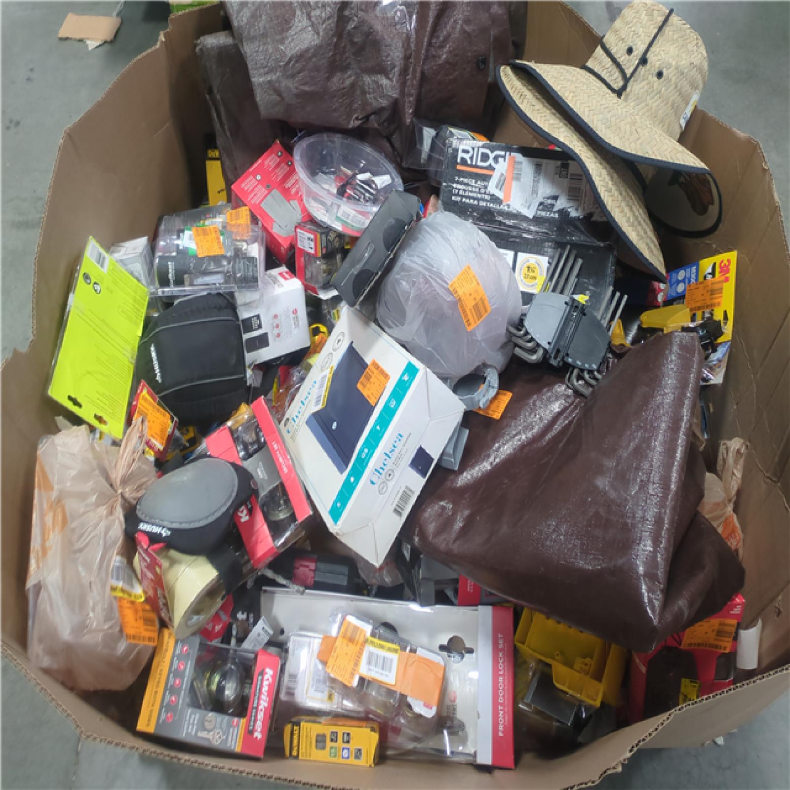 CALIFORNIA AS-IS .COM Pallets