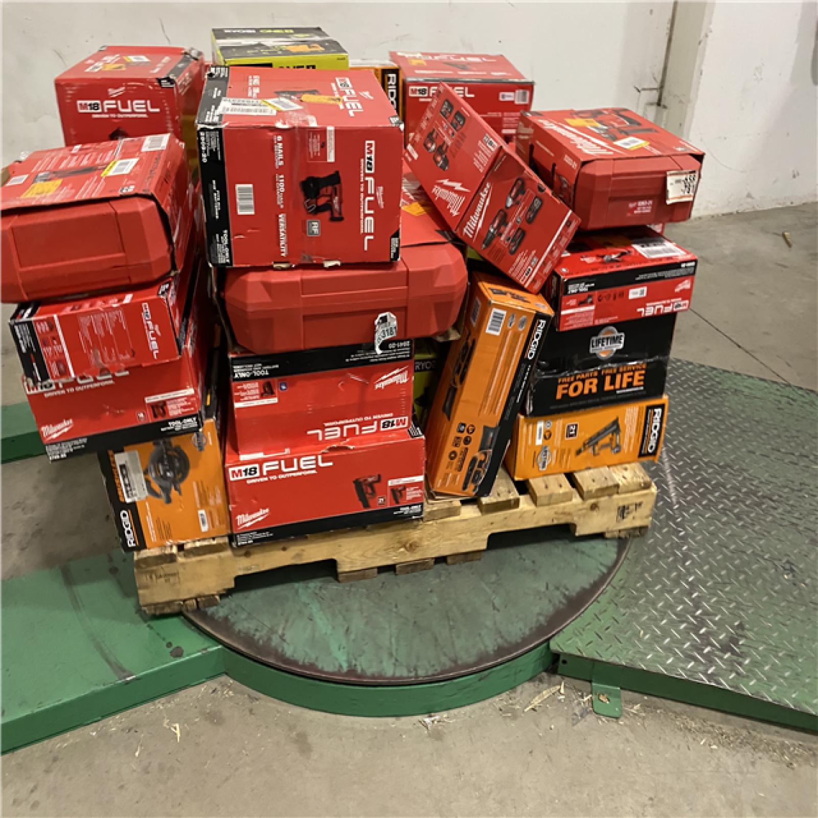 Dallas Location - As-Is Tool Pallet