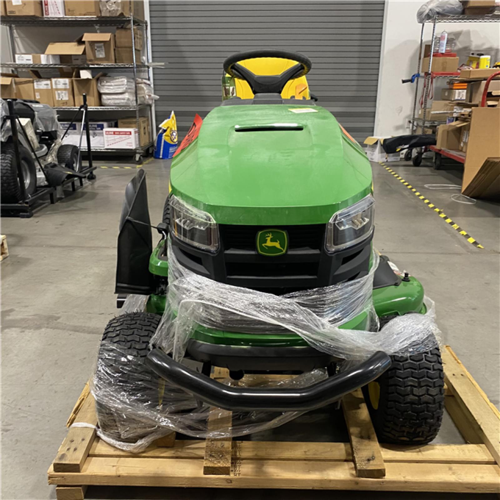 Dallas Location - As-Is John Deere S140 48 in. 22 HP V-Twin Gas Hydrostatic Riding Lawn Mower