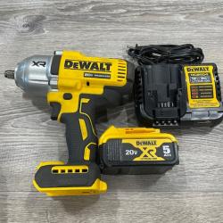 AS-IS DEWALT 20V MAX Lithium-Ion Cordless 1/2 in. Impact Wrench Kit