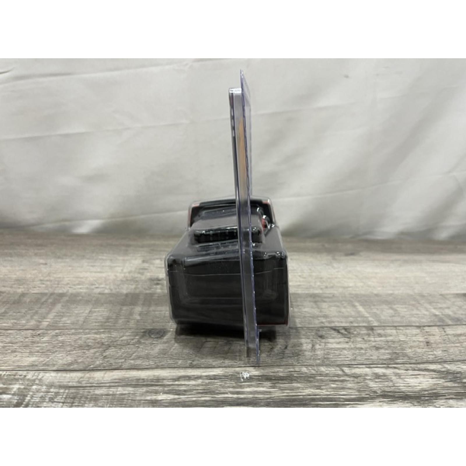 NEW - Milwaukee 18-Volt 5.0 Ah Lithium-Ion XC Extended Capacity Battery Pack
