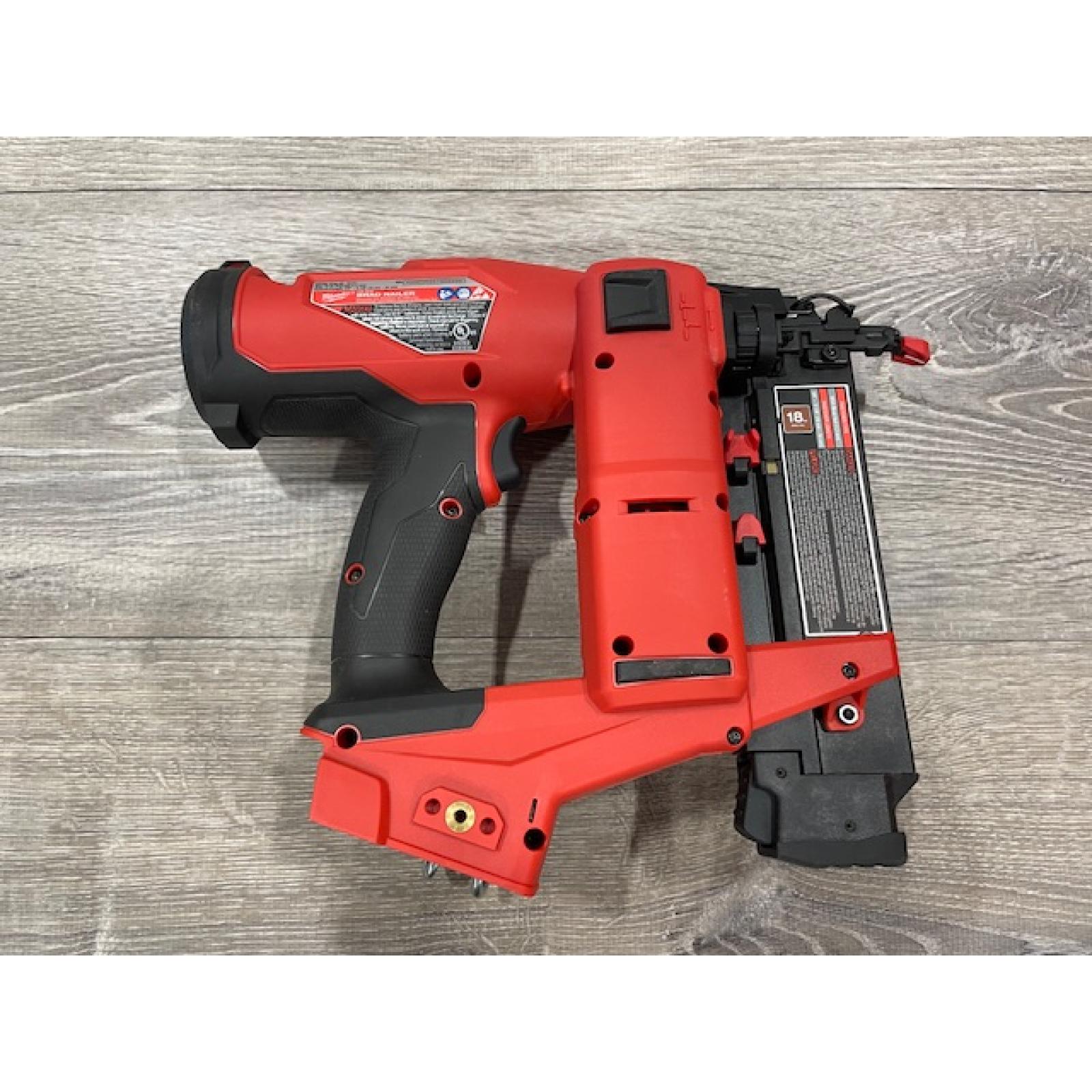 AS-IS Milwaukee FUEL 18-Volt Lithium-Ion Brushless Cordless Gen II 18-Gauge Brad Nailer (Tool-Only)