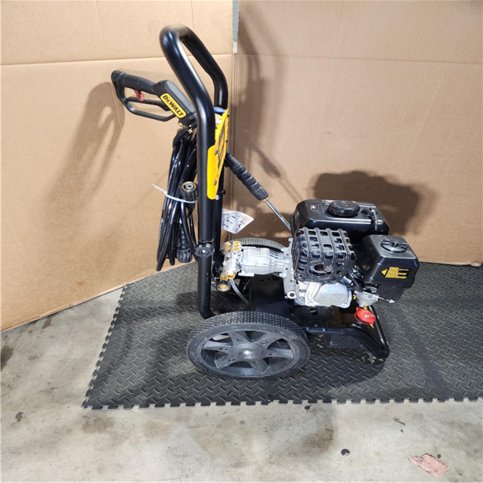 HOUSTON LOCATION - AS-IS DEWALT 3400 PSI 2.5 GPM Gas Cold Water Pressure Washer with 208cc Engine