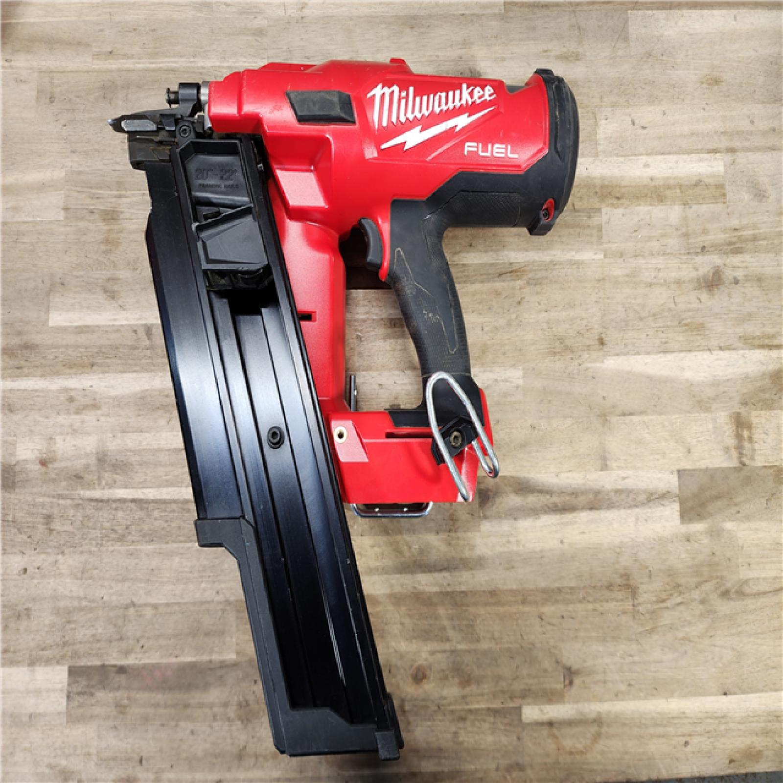 HOUSTON LOCATION - AS-IS Milwaukee 2744-20 M18 FUEL 3-1/2 in. 18-Volt 21-Degree Lithium-Ion Brushless Cordless Framing Nailer (Tool-Only)