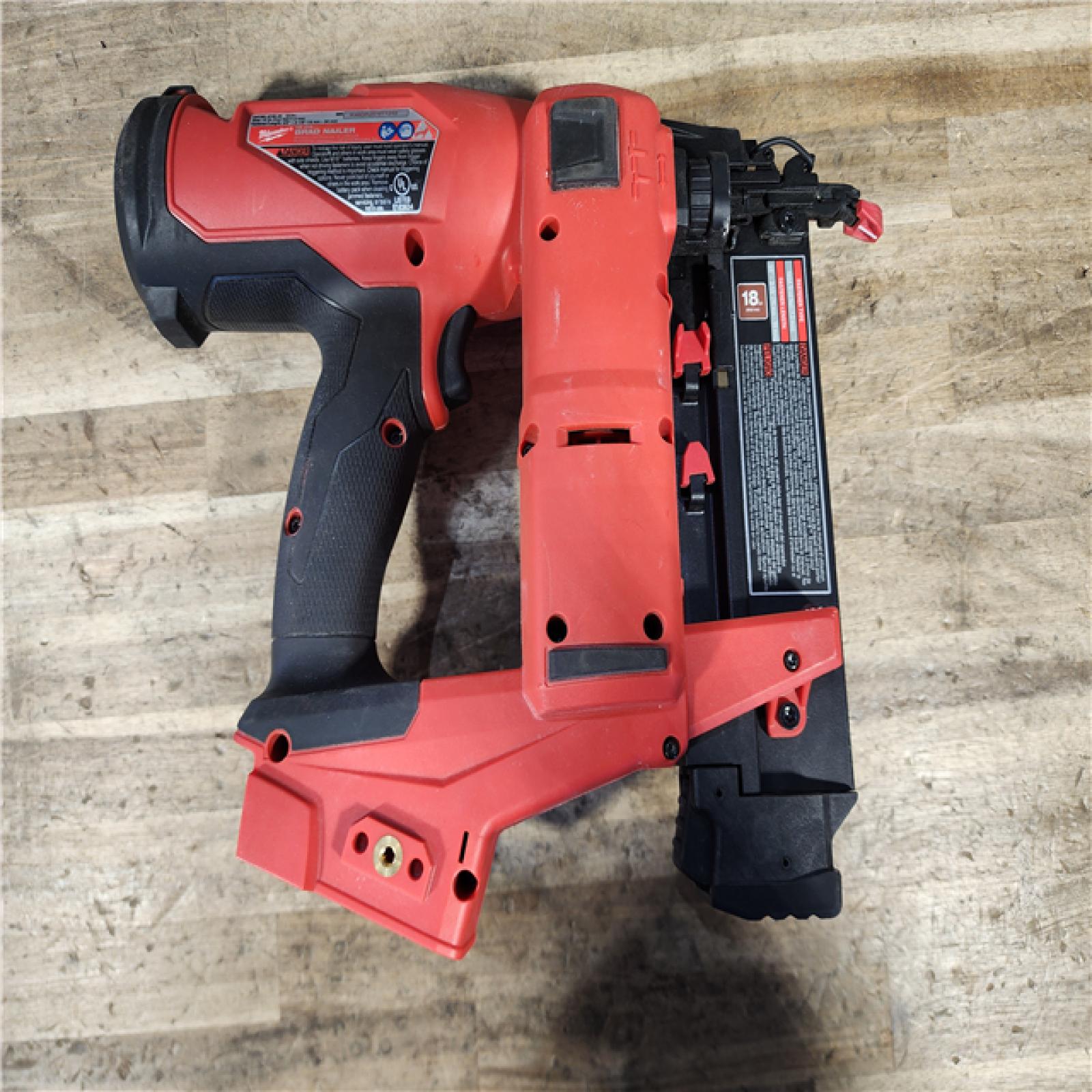 HOUSTON LOCATION - AS-IS Milwaukee FUEL 18-Volt Lithium-Ion Brushless Cordless Gen II 18-Gauge Brad Nailer (Tool-Only)