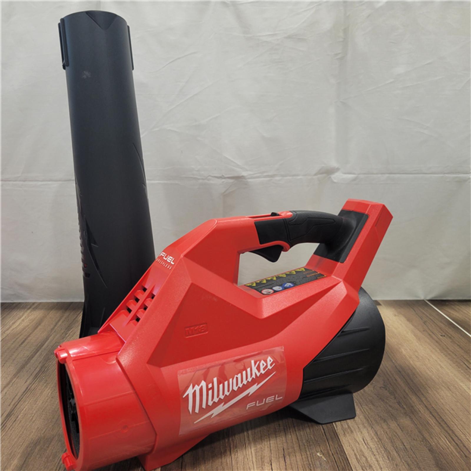 AS-IS Milwaukee M18 FUEL 120 MPH 500 CFM 18V Lithium-Ion Brushless Cordless Handheld Blower (Tool-Only)