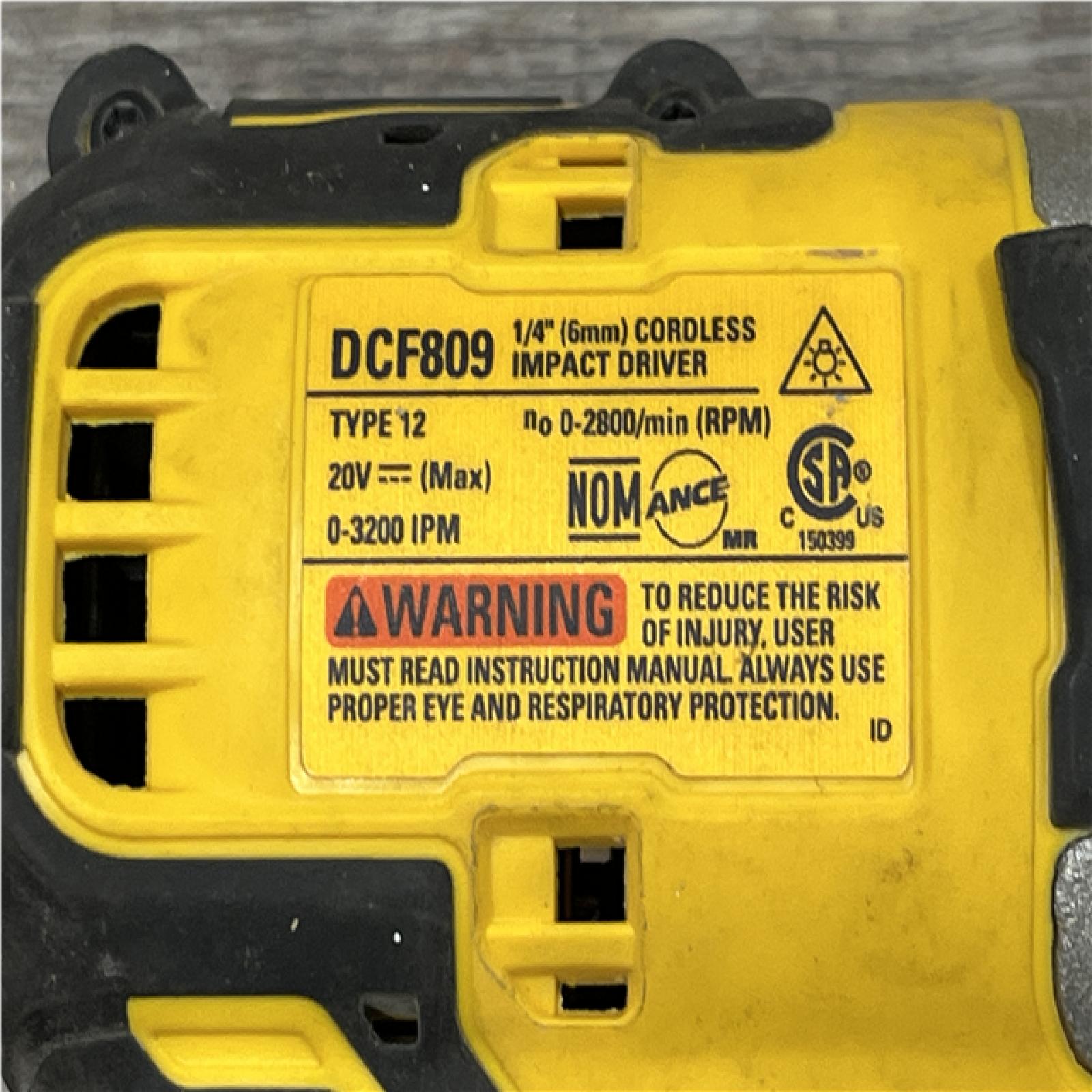 AS-IS DEWALT ATOMIC 20-Volt MAX Lithium-Ion Cordless Combo Kit