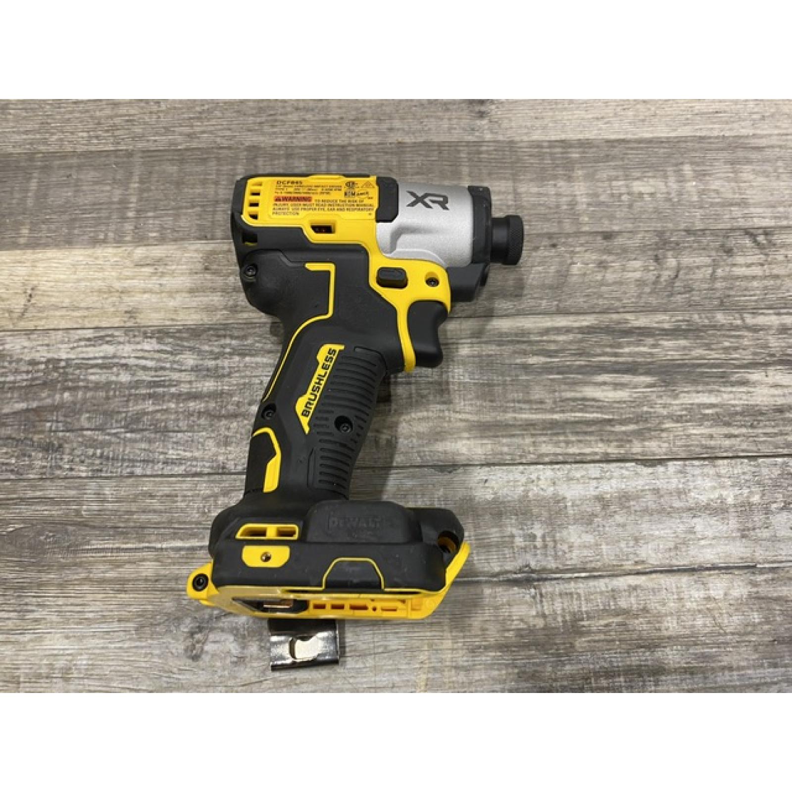 AS-IS DEWALT 20-Volt Maximum XR Lithium-Ion Cordless Brushless 1/4 in. 3-Speed Impact Driver Kit