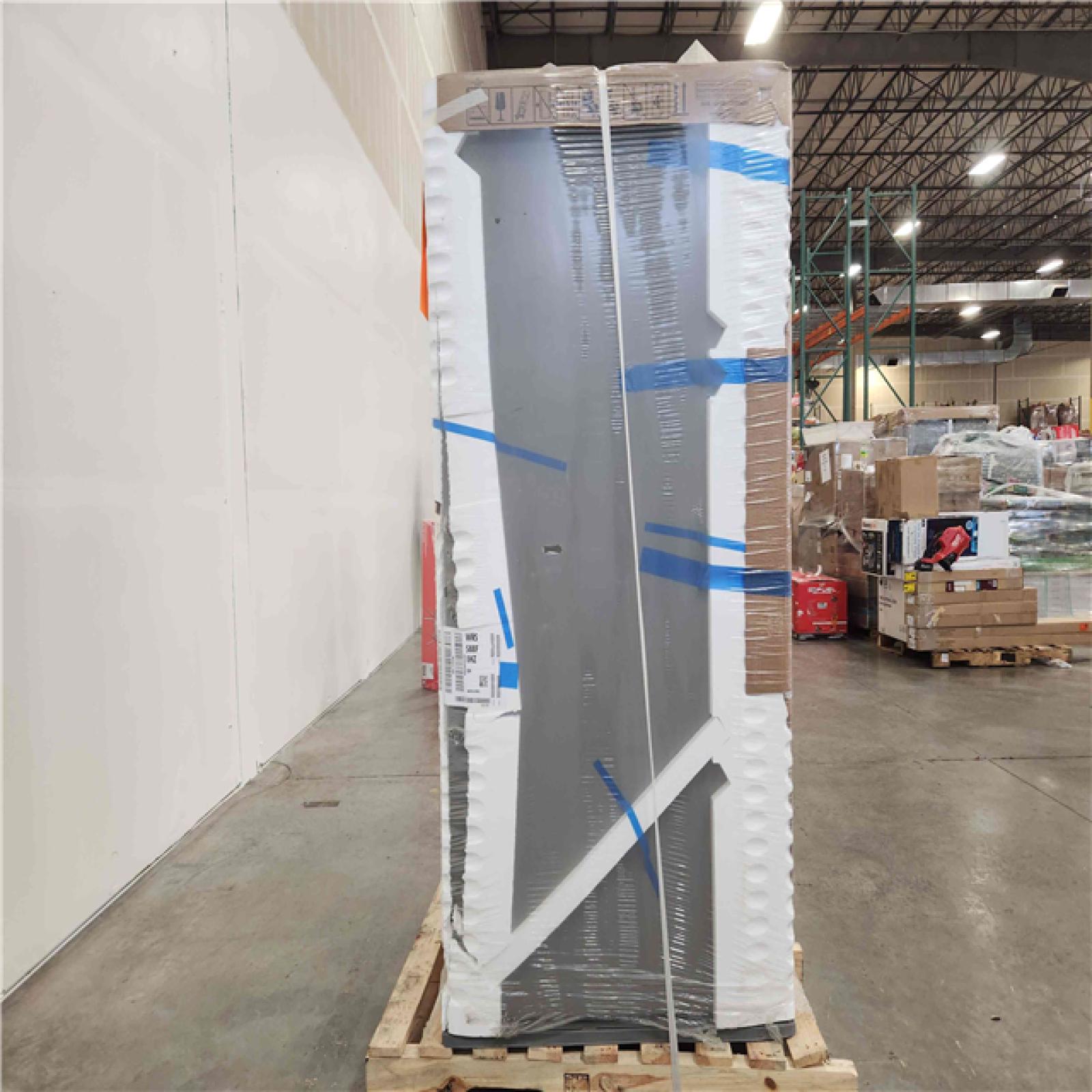 Phoenix Location NEW Whirlpool 28 cu. ft. Side by Side Refrigerator in Fingerprint Resistant Stainless Steel WRS588FIHZ