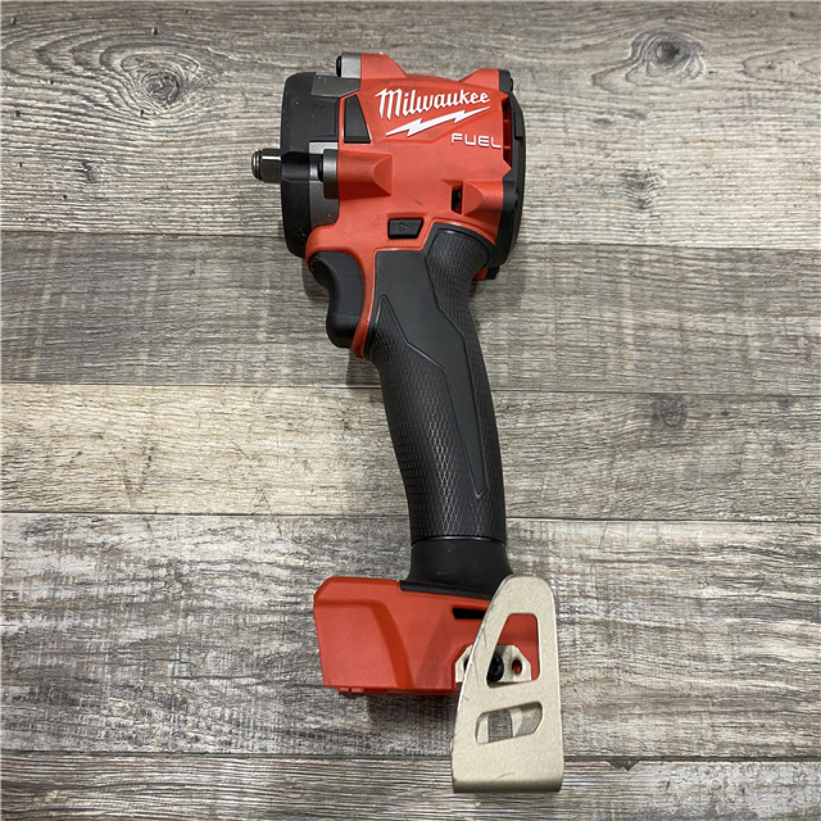 AS-IS Milwaukee FUEL 18V Lithium-Ion Brushless Cordless 3/8 in. Compact Impact Wrench Kit
