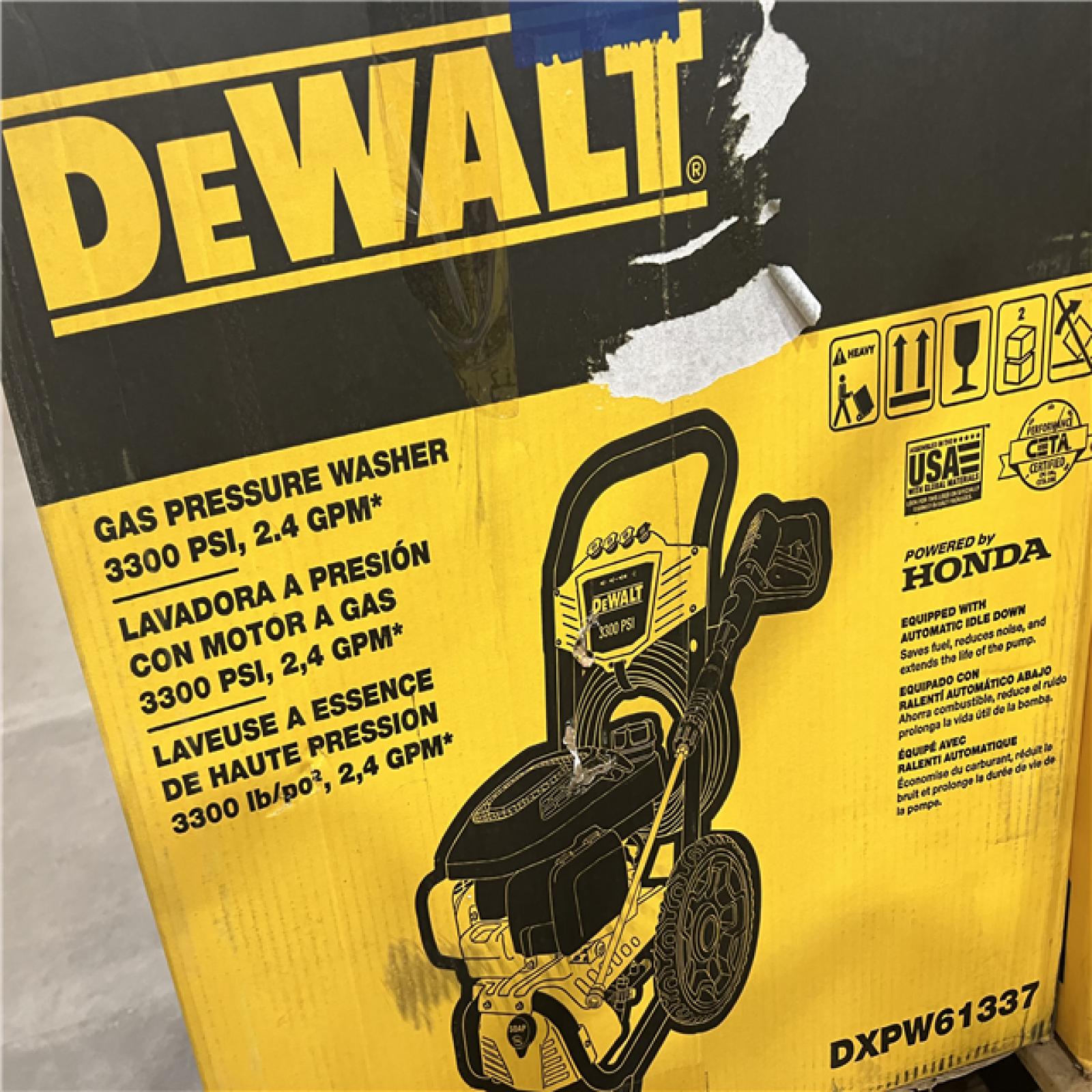 Dallas Location - As-Is DEWALT 3300 PSI 2.4 GPM Gas Pressure Washer