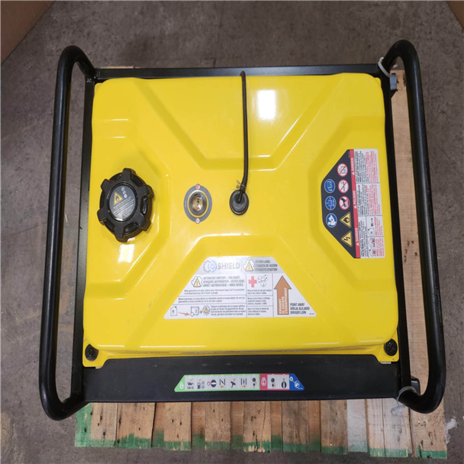 Phoenix Champion Power Equipment 7850/6250-Watt Recoil Start Dual Fuel Portable Generator (No Wheels)