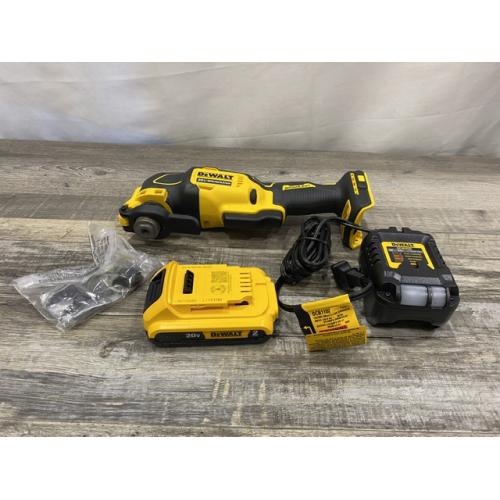 AS-IS DEWALT ATOMIC 20V MAX Cordless Brushless Oscillating Multi Tool Kit