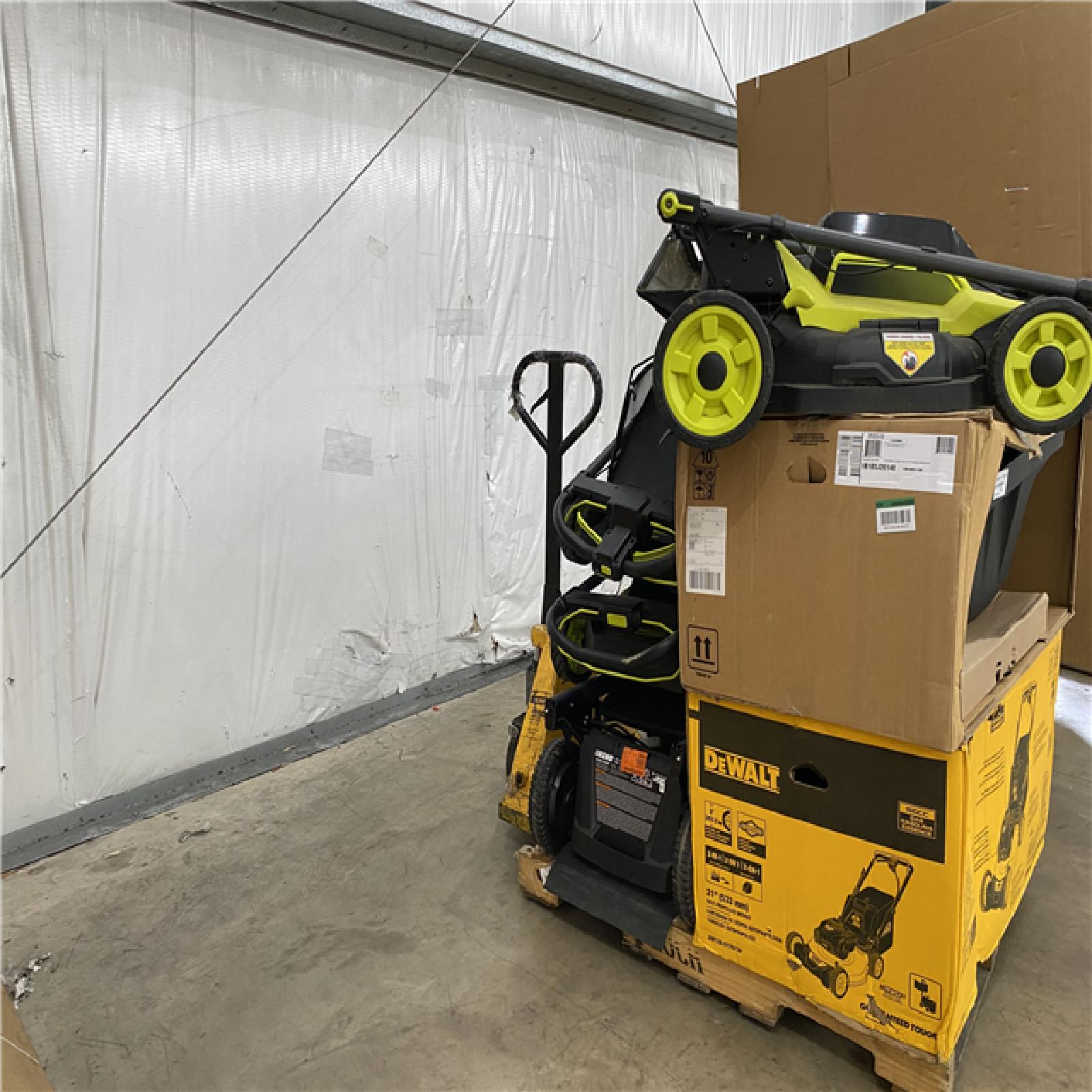 Houston Location AS IS - Outdoor Power Equipment