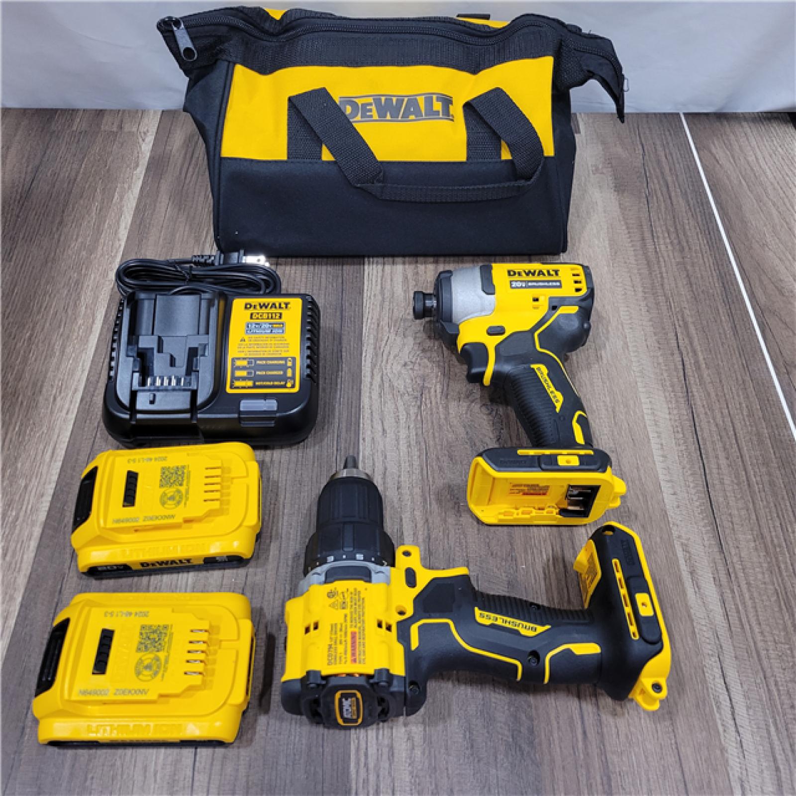 AS-IS DEWALT ATOMIC 20-Volt MAX Lithium-Ion Cordless Combo Kit (2-Tool) with (2) 2.0Ah Batteries, Charger and Bag