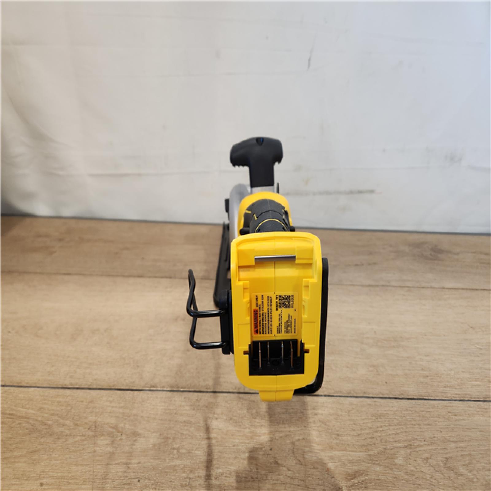 AS-IS- DEWALT ATOMIC 20V MAX Cordless Brushless 4-1/2 in. Circular Saw (Tool Only)