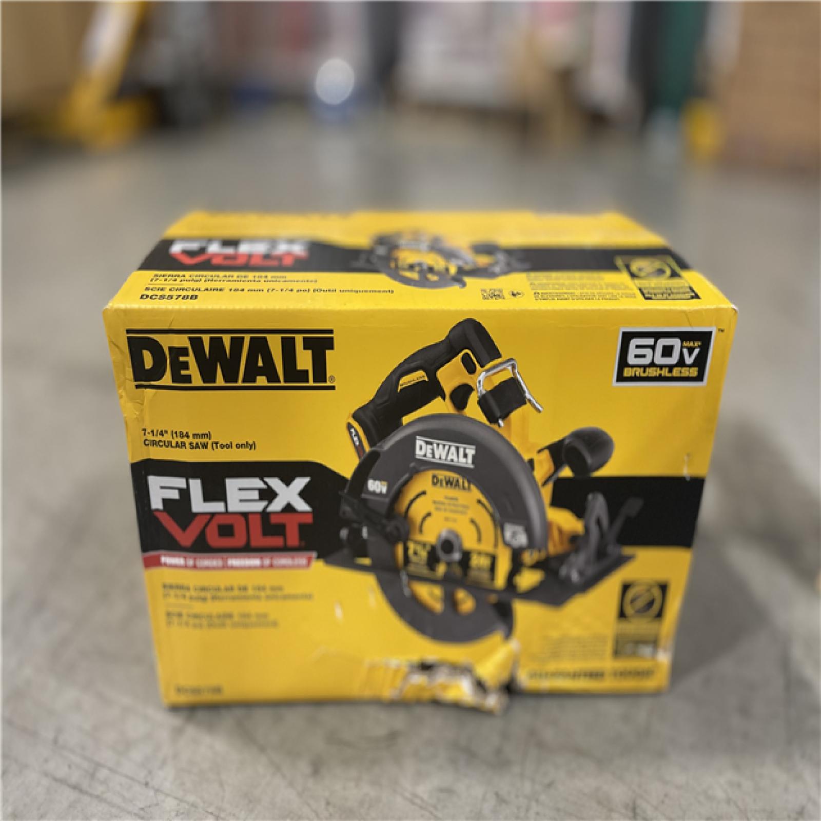 LIKE NEW! DEWALT FLEXVOLT 60V MAX Cordless Brushless 7-1/4 in. Circular Saw with Brake (Tool Only)