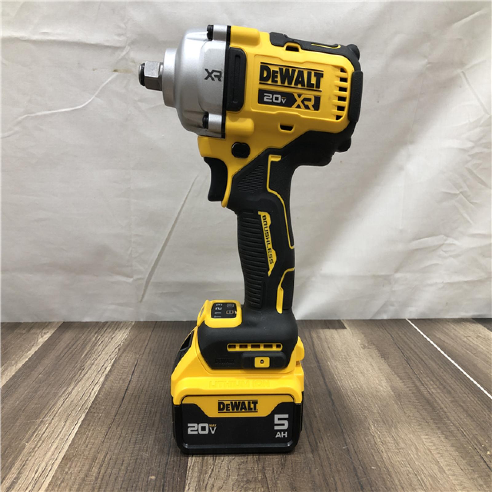 AS-IS DEWALT 20V Lithium-Ion Cordless 2-Tool Combo Kit