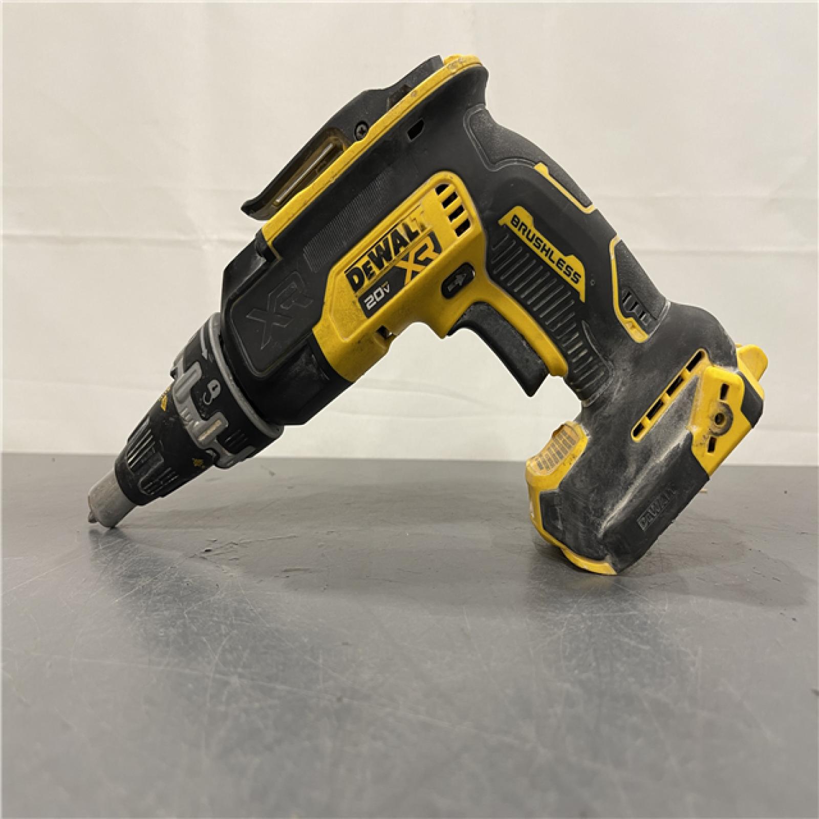 AS-IS - DeWalt XR 20V MAX Lithium-Ion Cordless Brushless Screw Gun