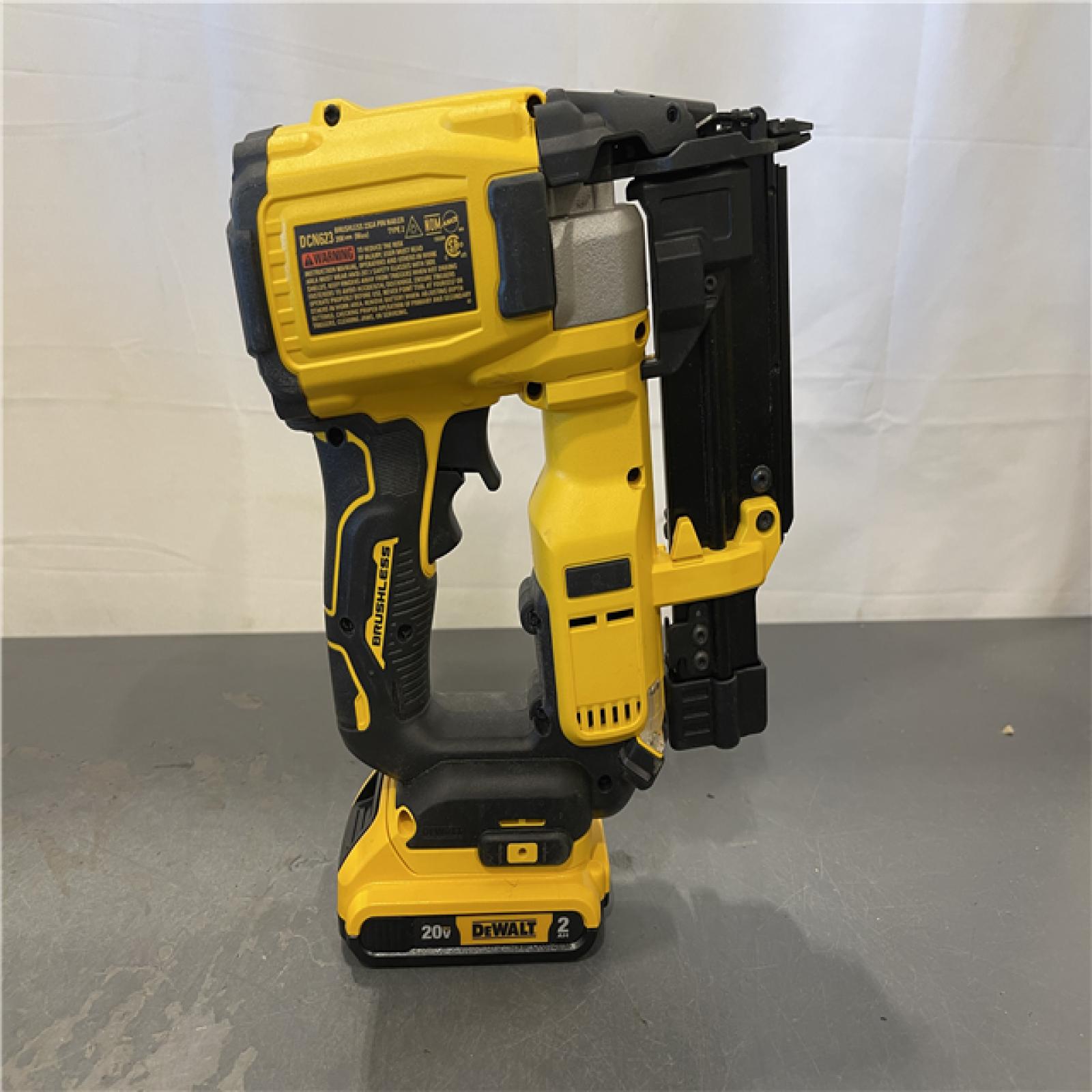 AS-IS - DeWalt ATOMIC 20V MAX Lithium Ion Cordless 23 Gauge Pin Nailer Kit
